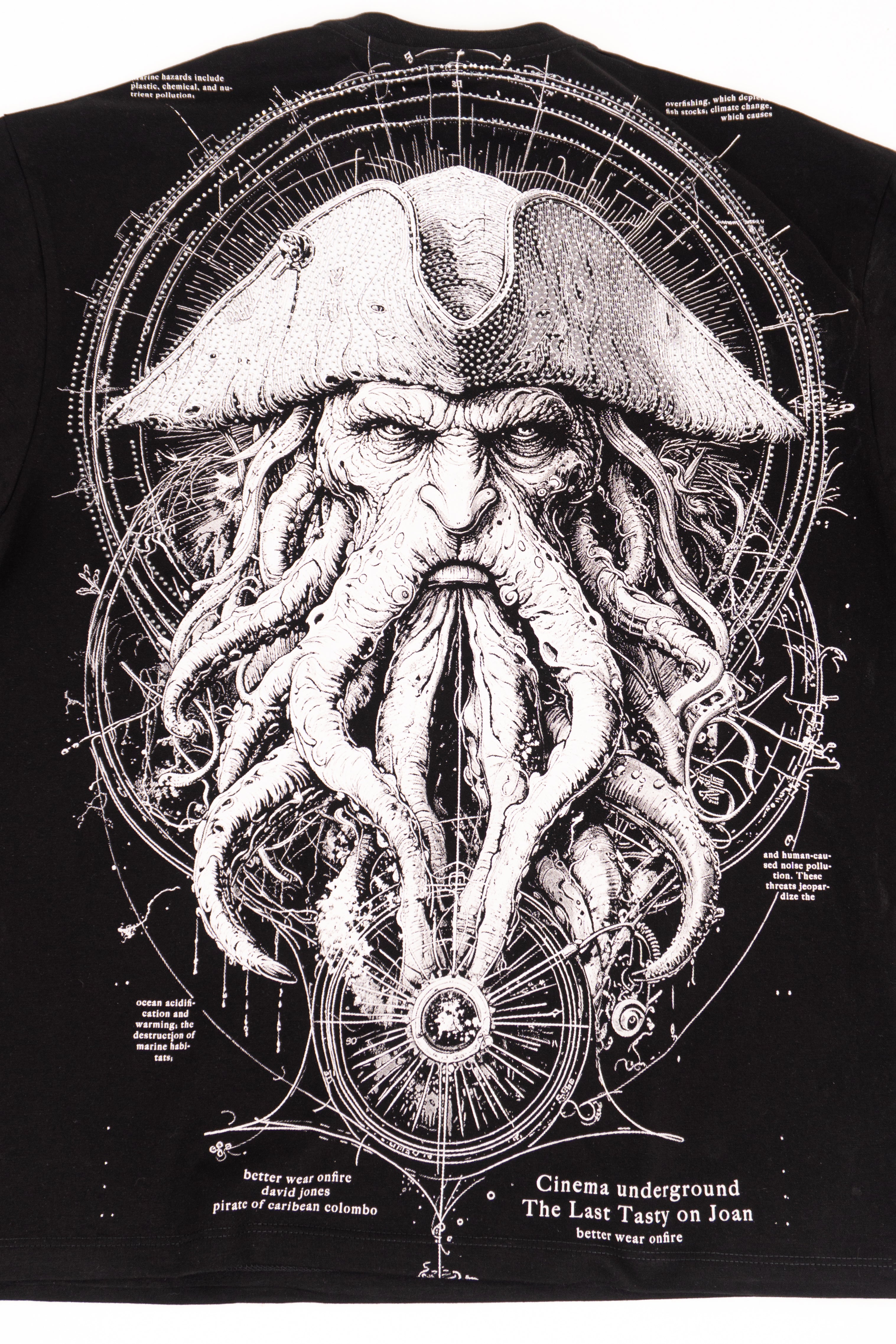 Camiseta over MARINER