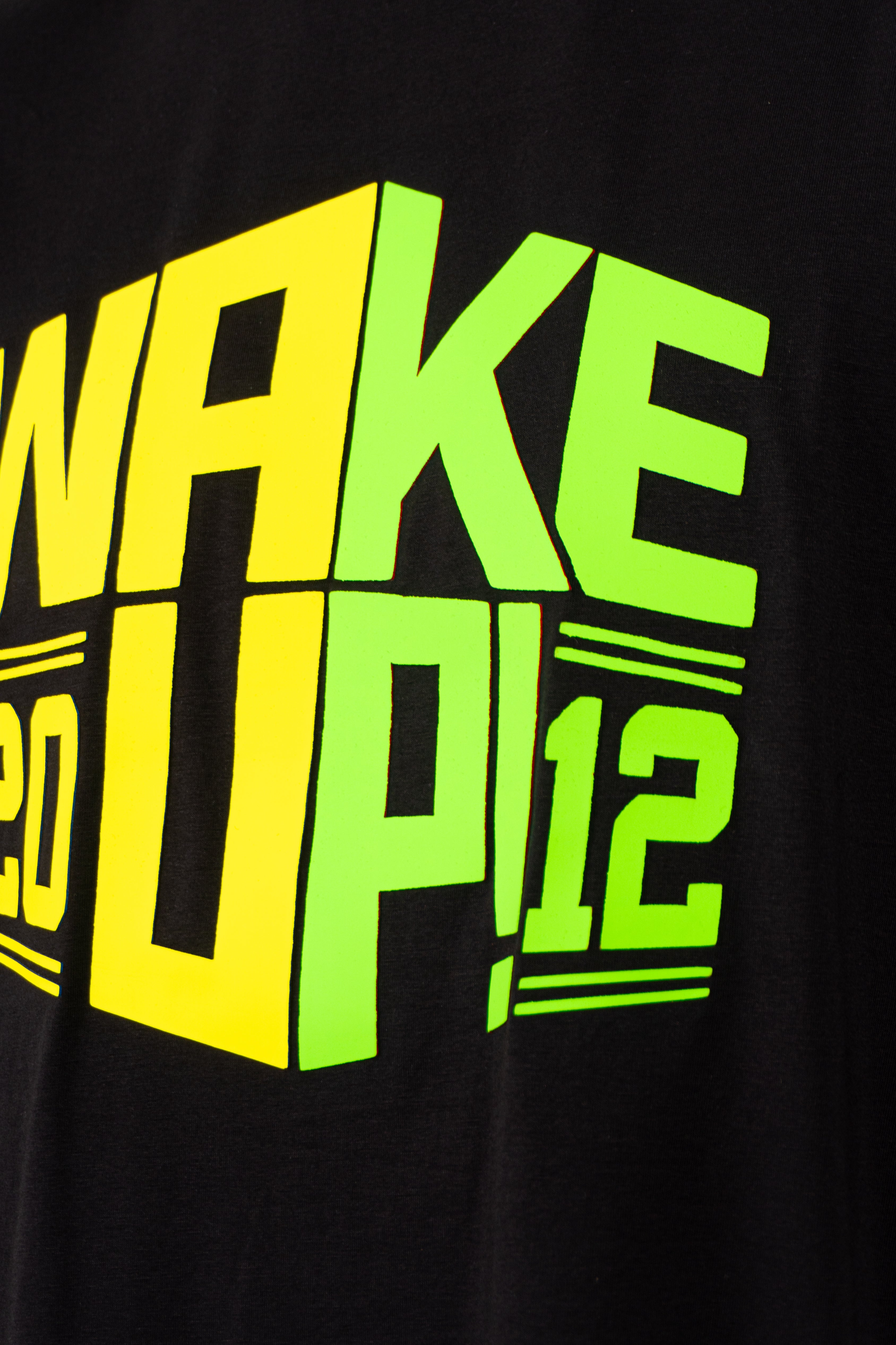 Camiseta basica MAKE UP