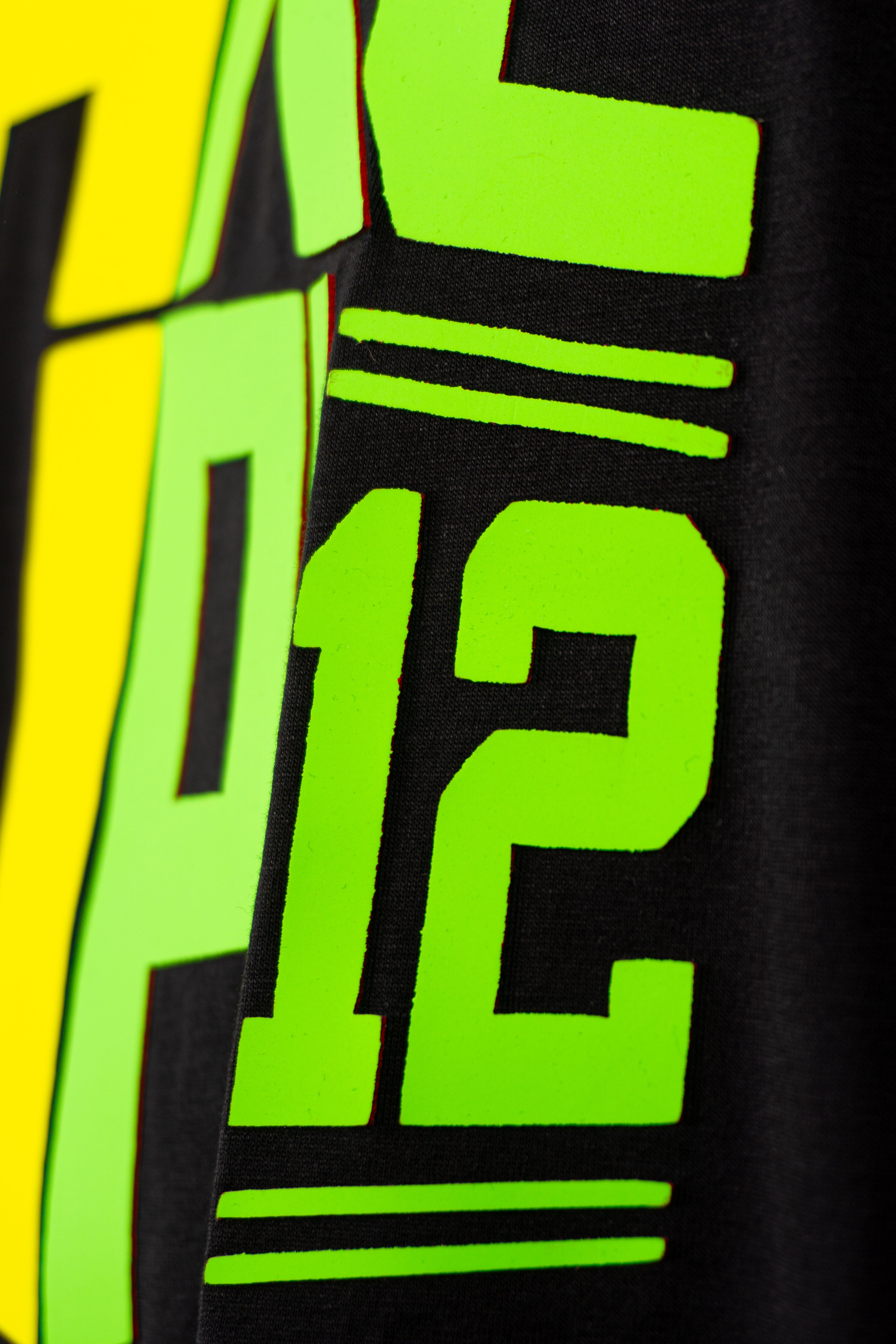 Camiseta basica MAKE UP