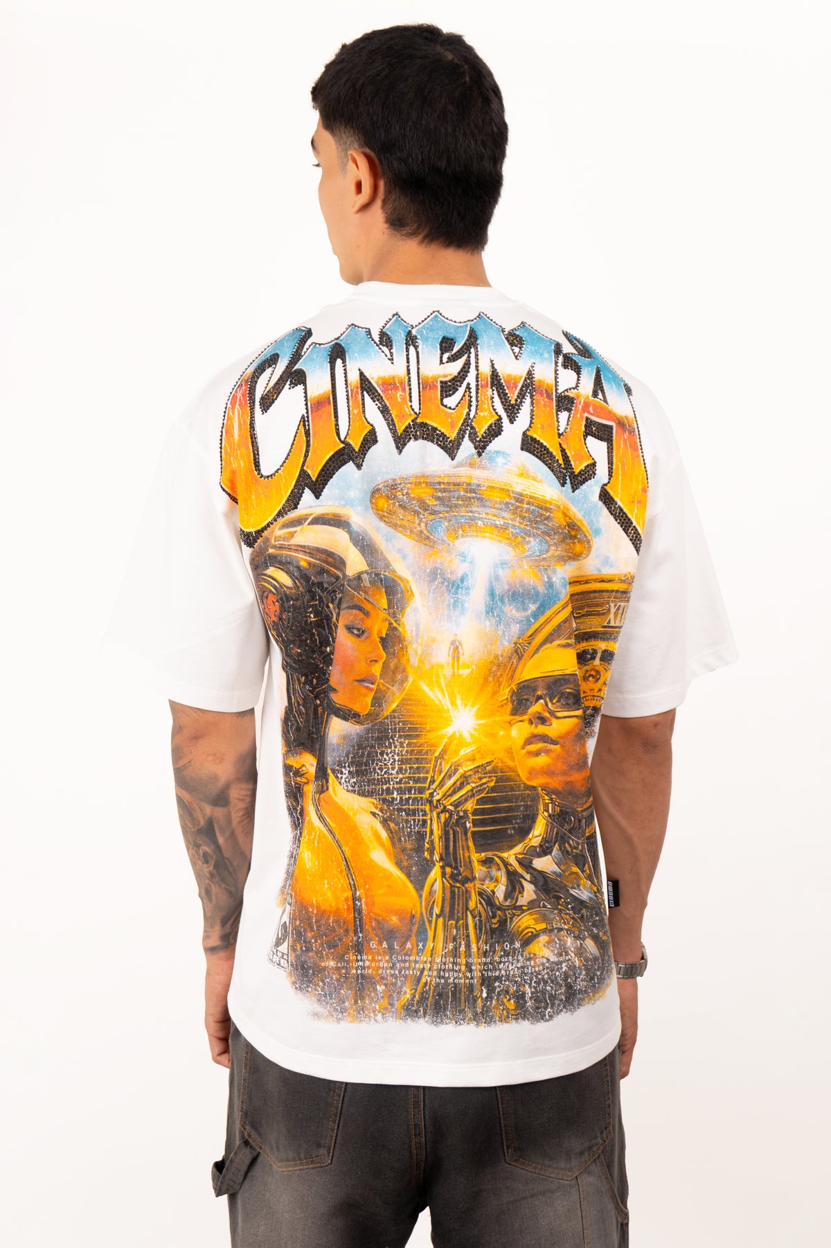 Camiseta over SPACE FUTURE