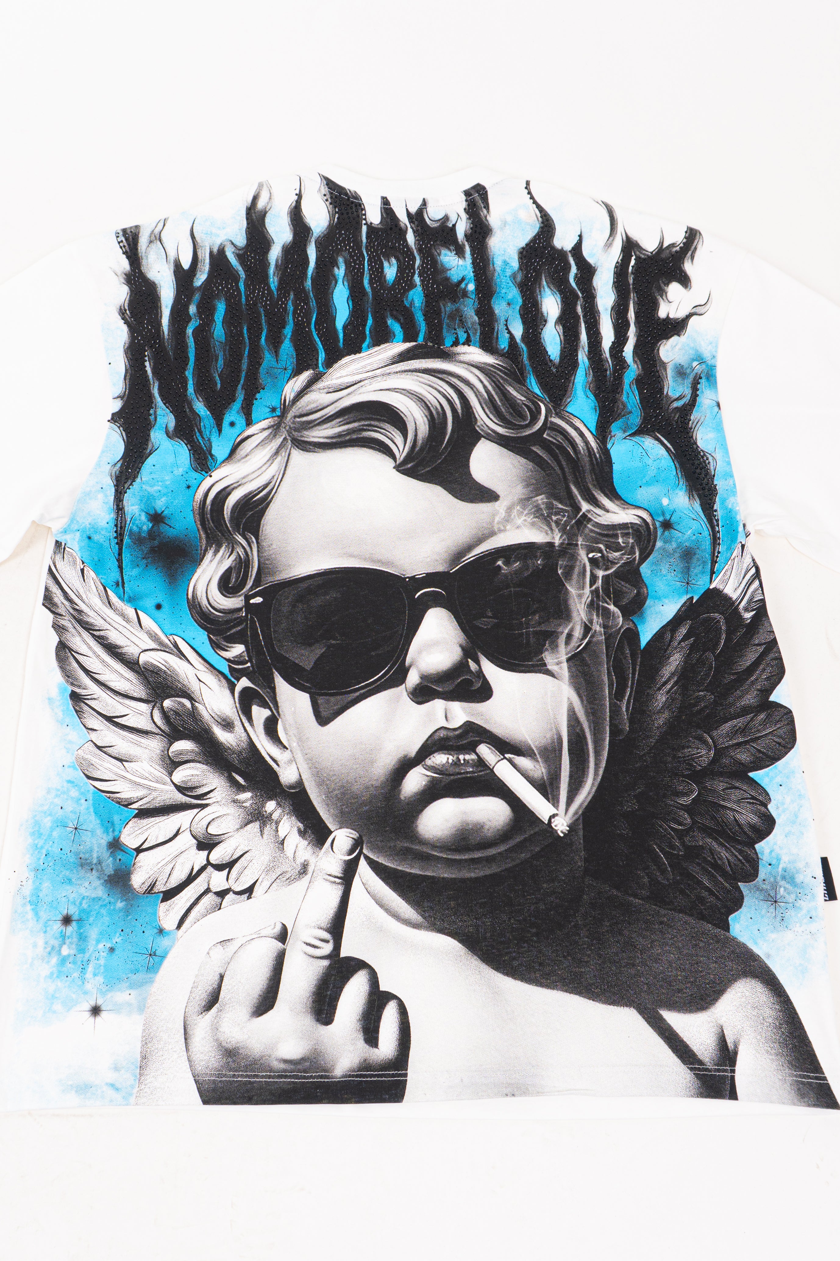 Camiseta over NO MORE LOVE