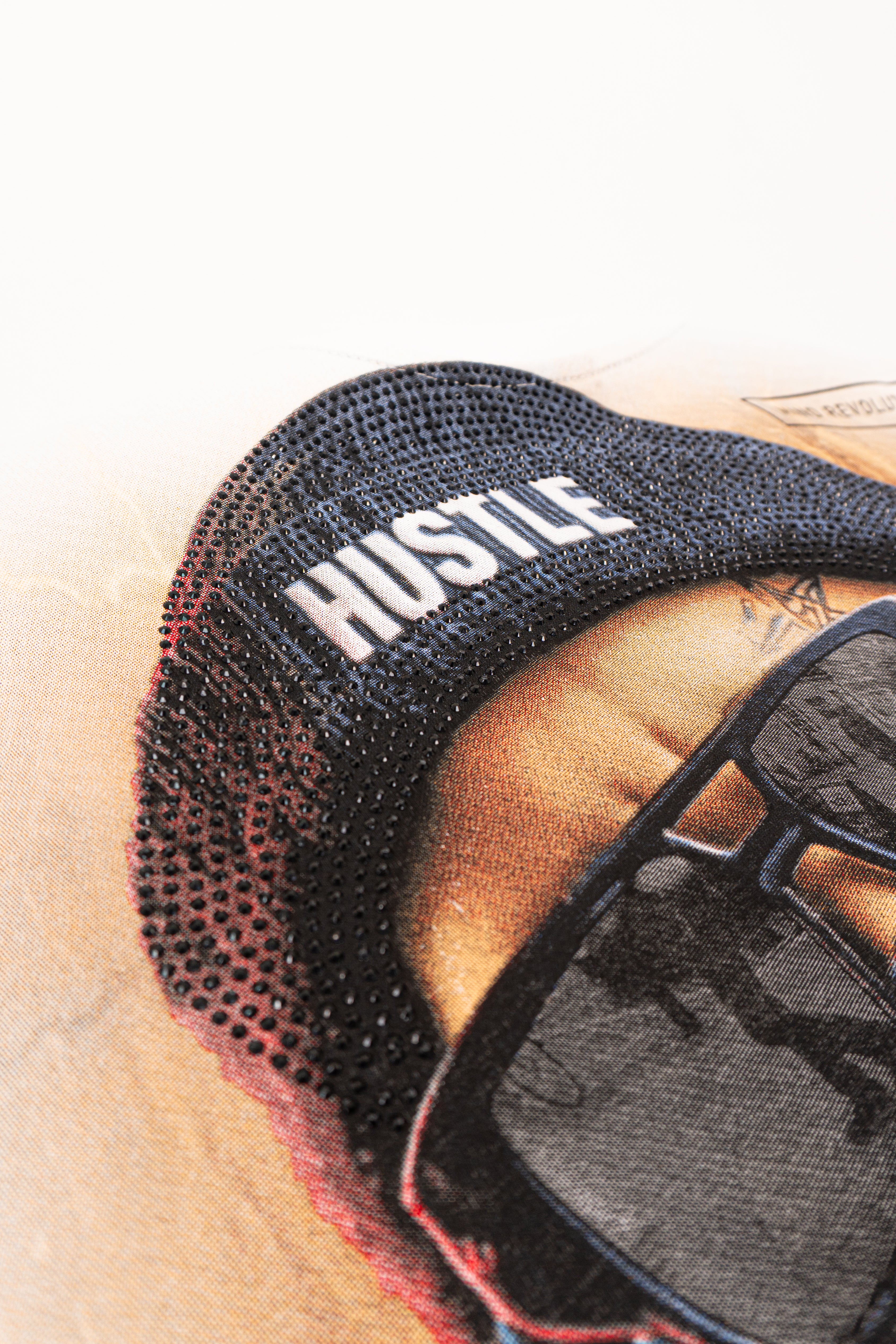 Camiseta over HUSTLE UNDER