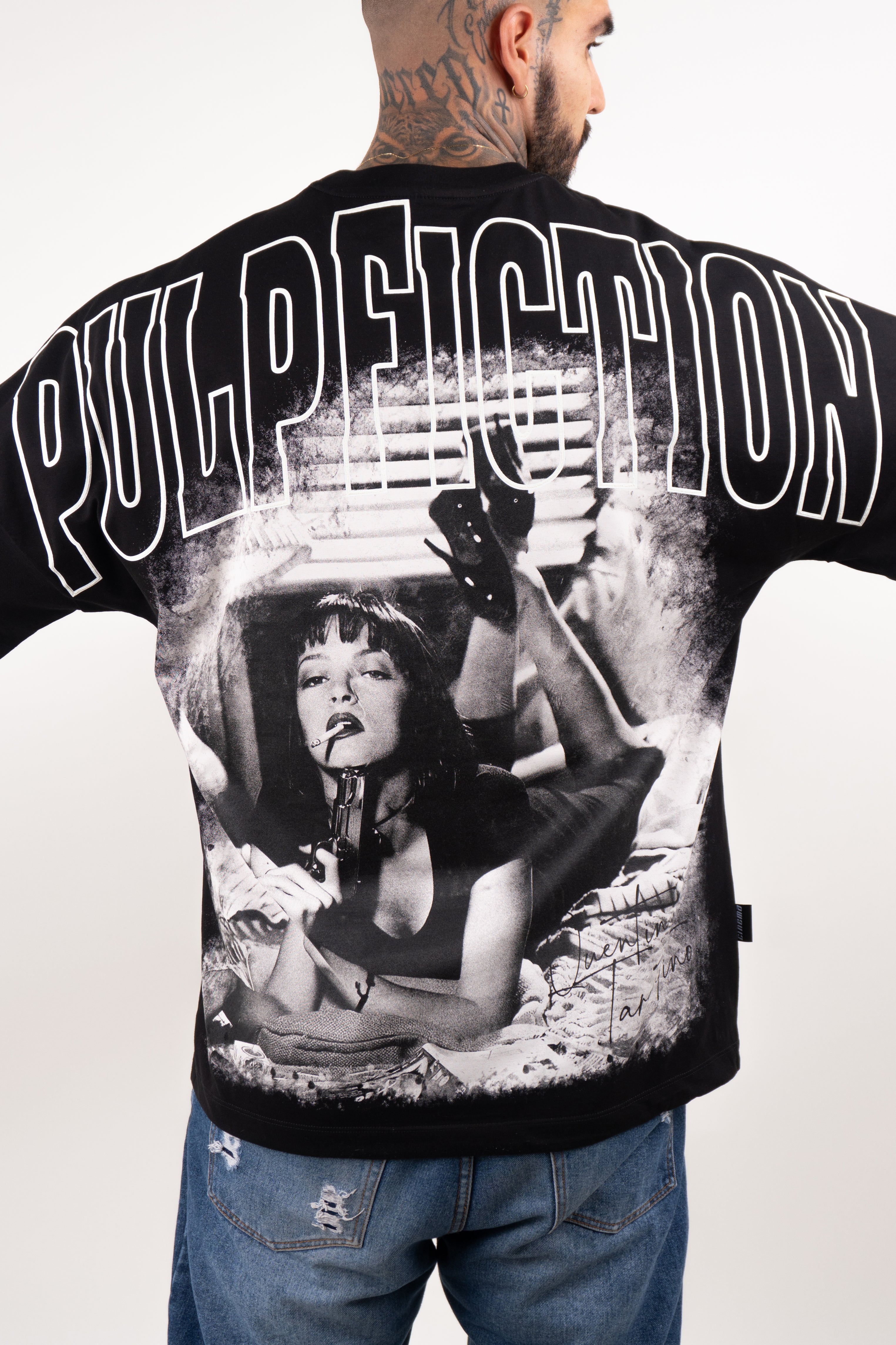 Camiseta over PULP FICTION