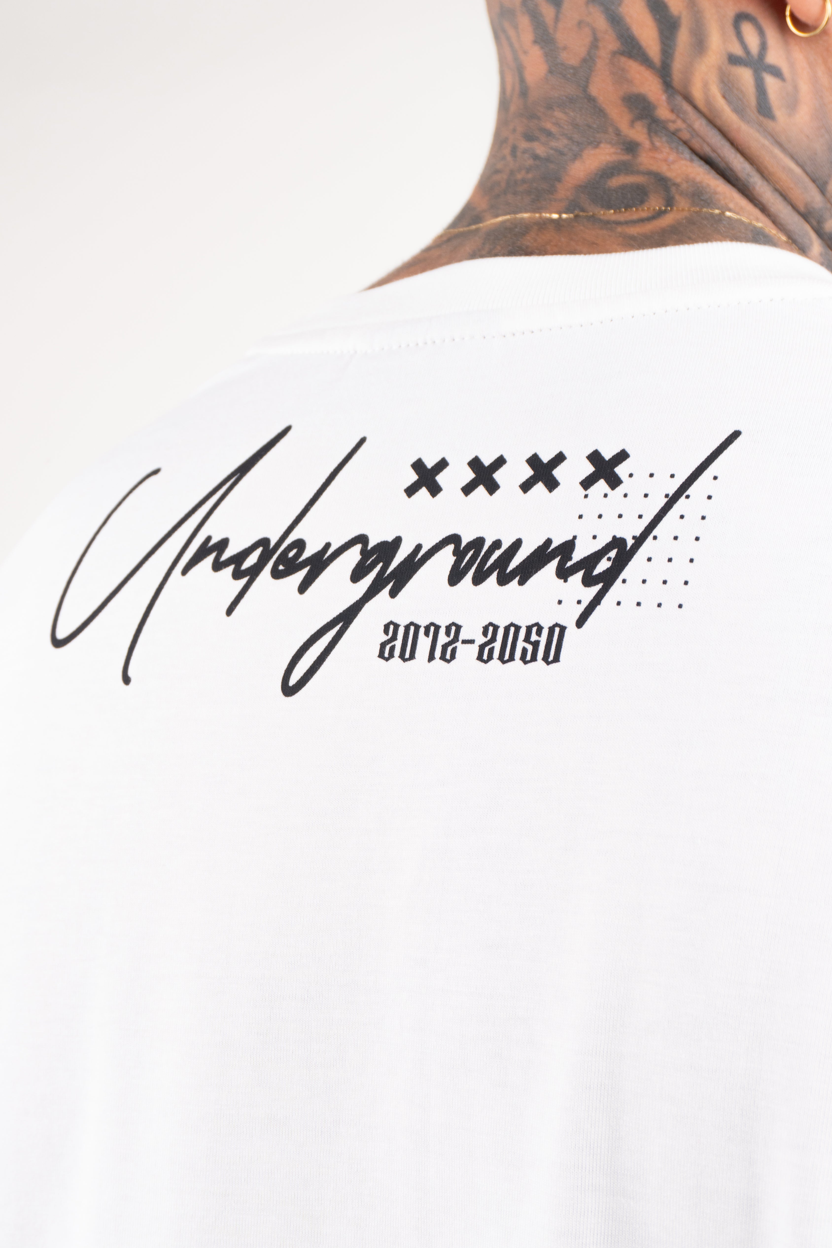 Camiseta over UNREAL