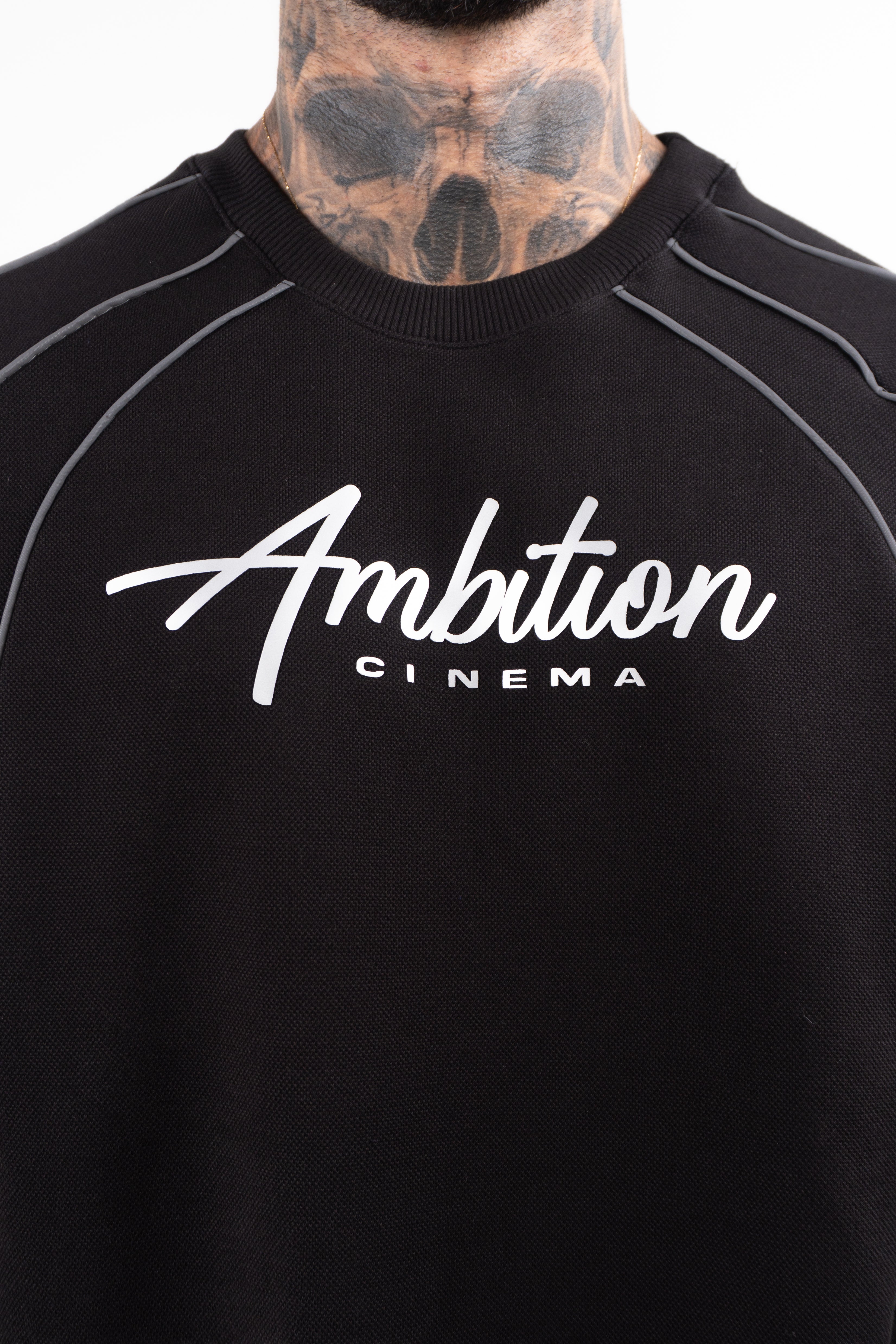 Camiseta over AMBITION