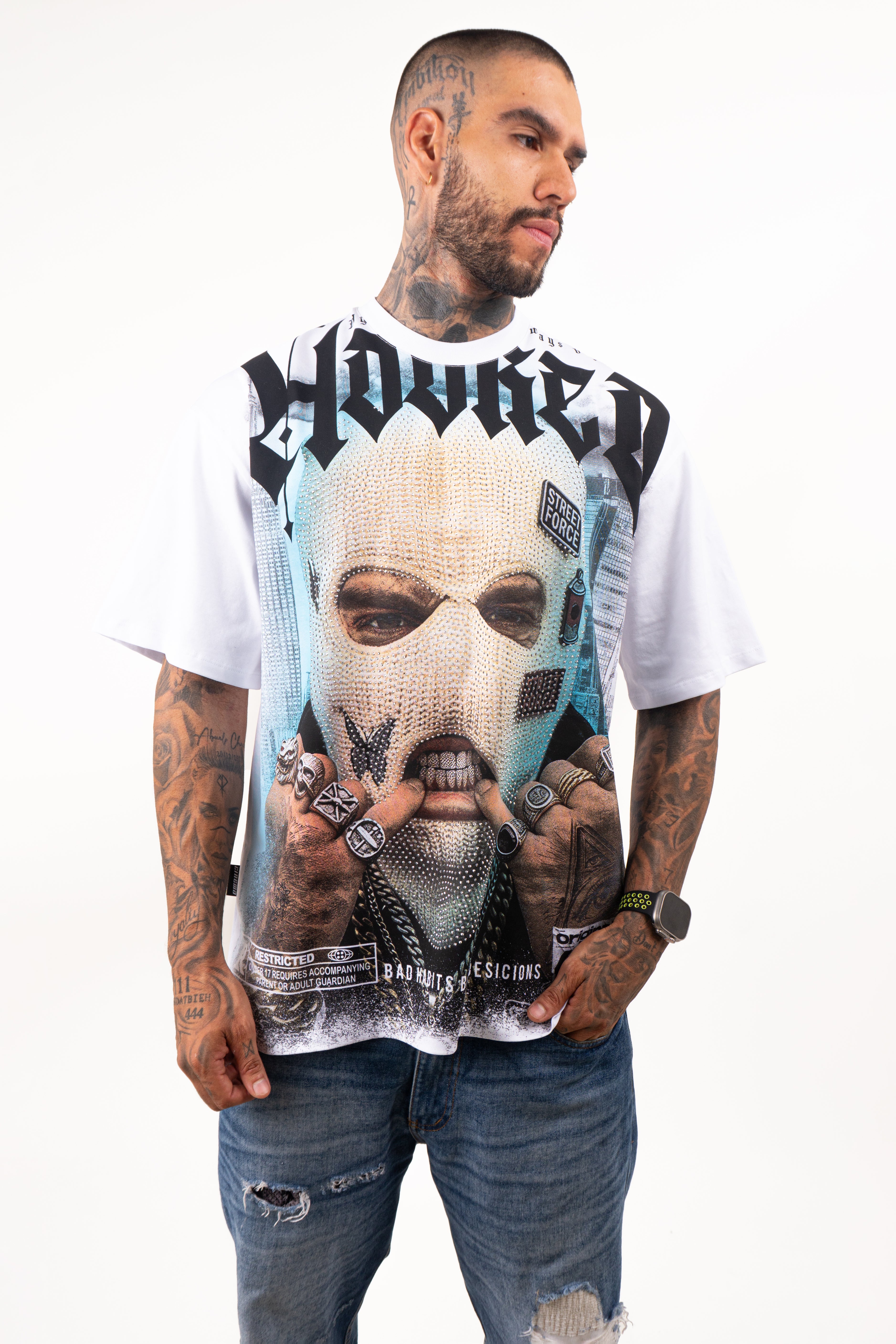 Camiseta over TOUGH STREET