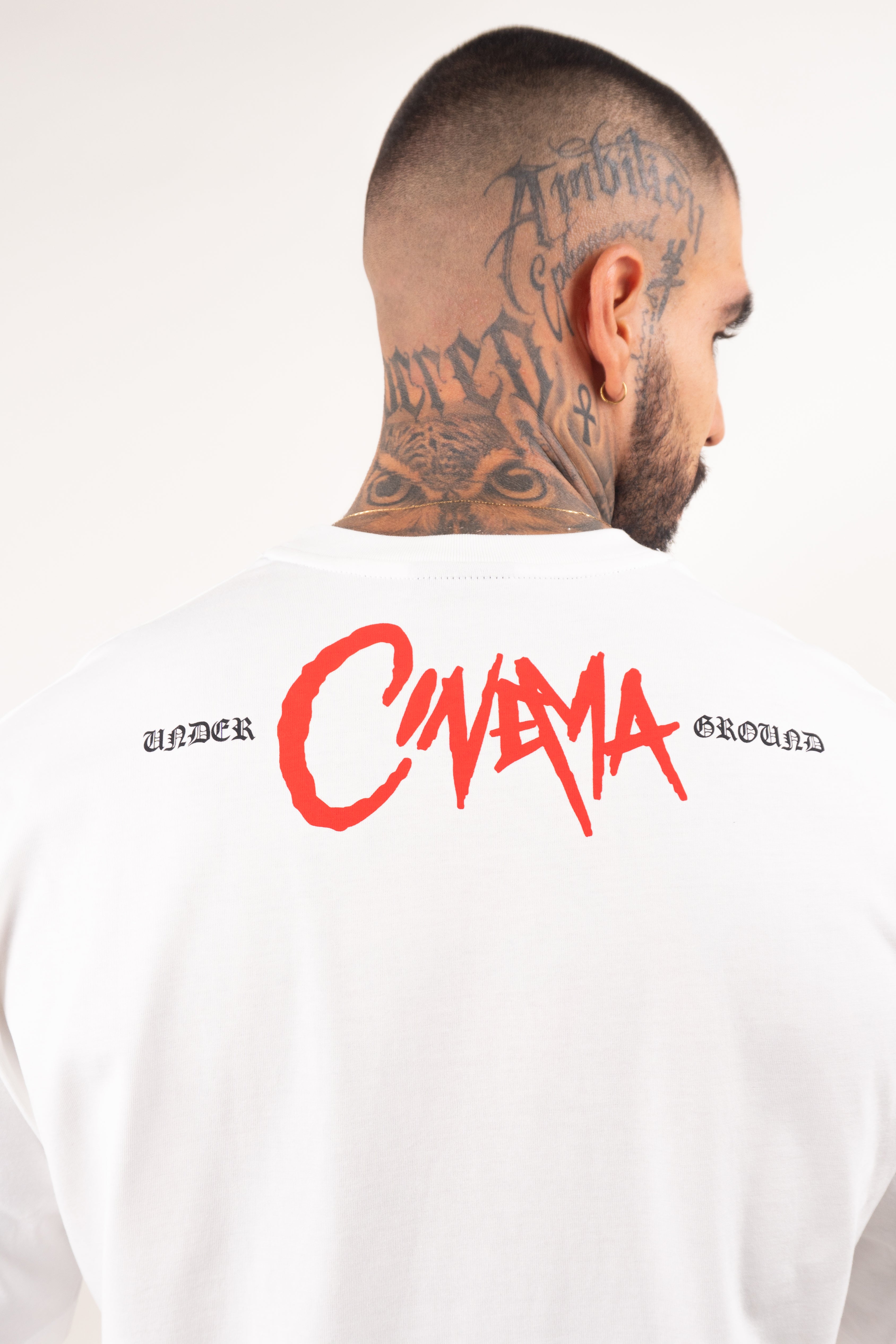 Camiseta over SUMER DEAD