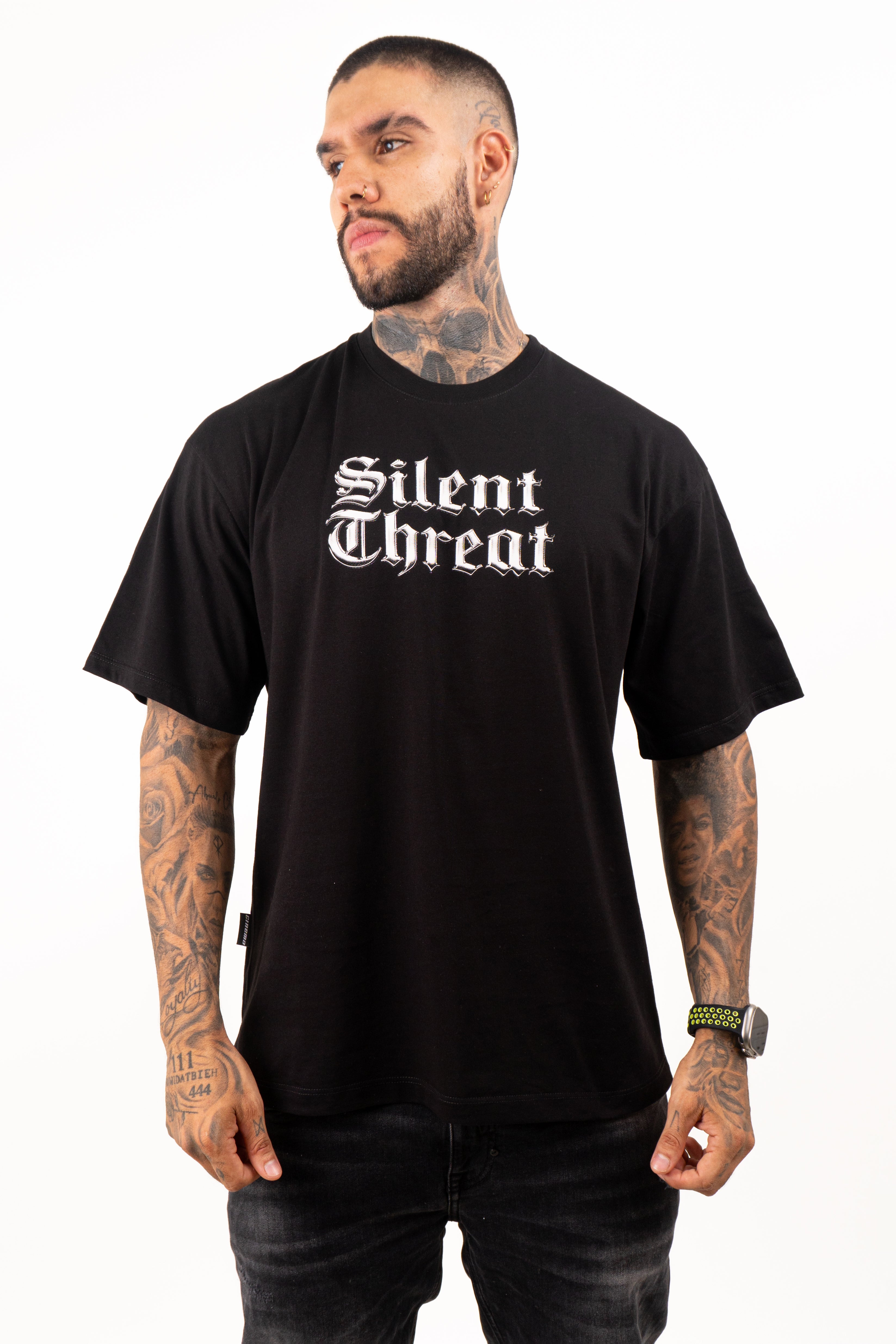 Camiseta over SILENT THREAT