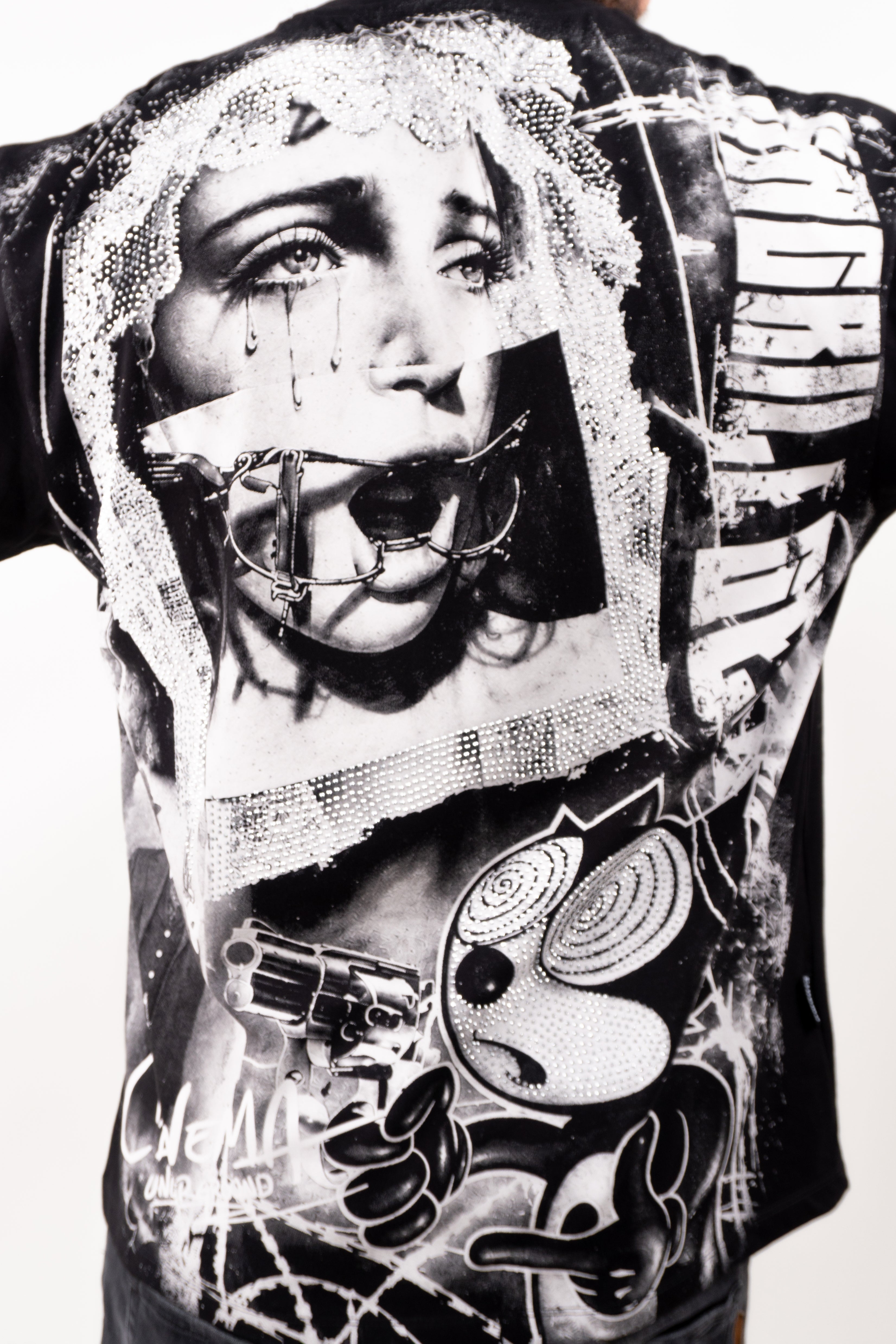 Camiseta over SACRILECE
