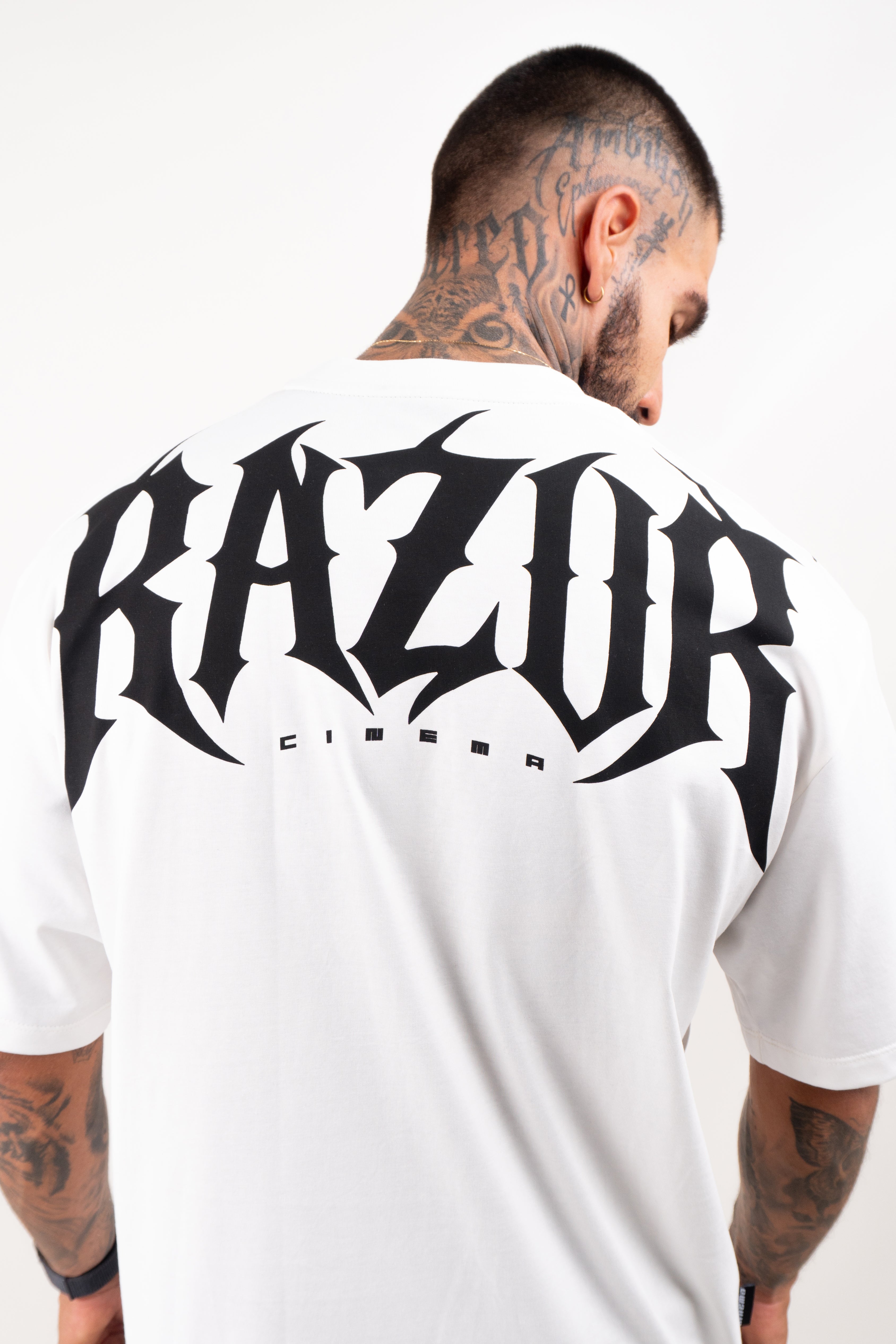 Camiseta over CANINE RAZOR