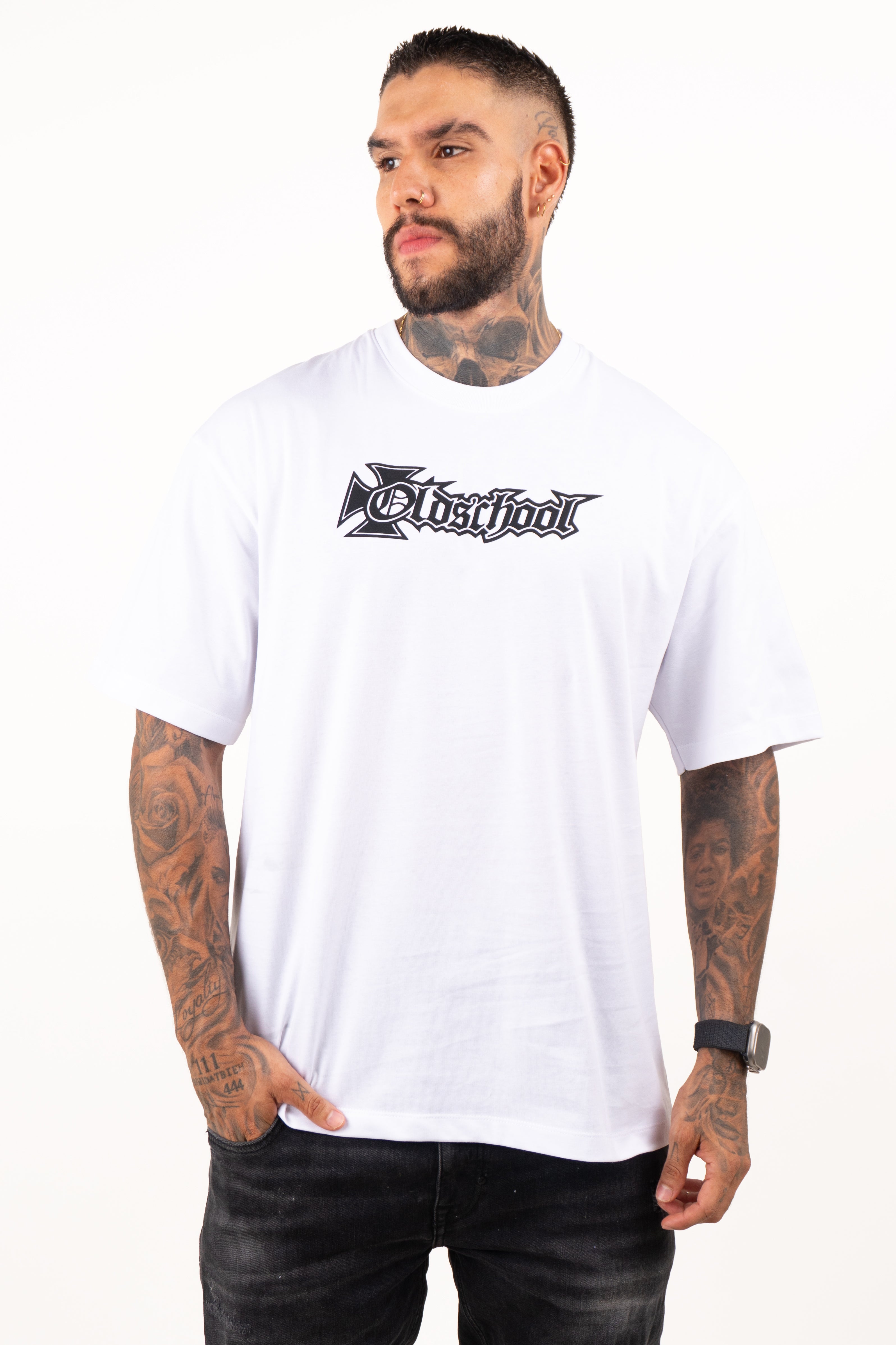 Camiseta over REALITY