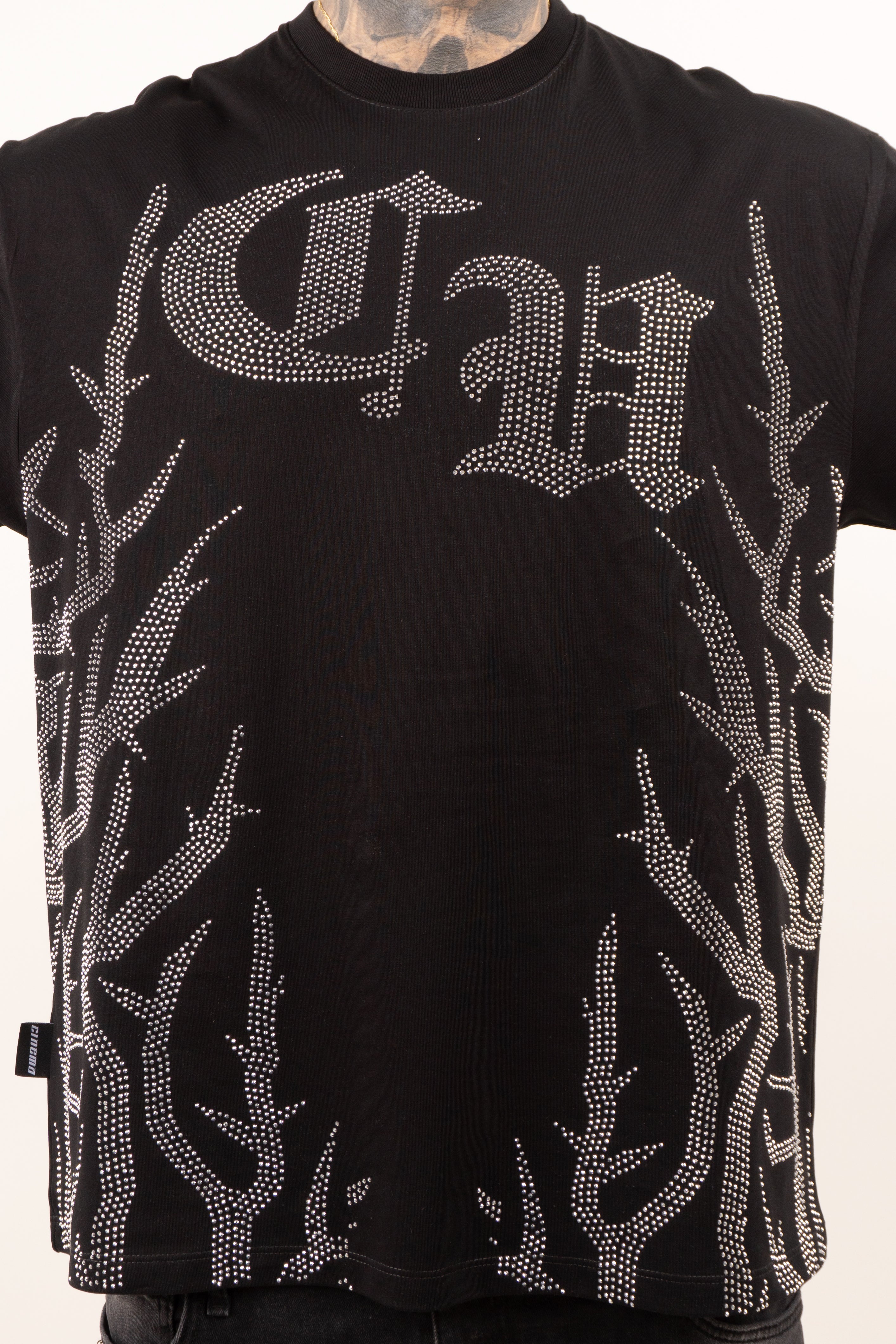 Camiseta over WAR piedra plateada