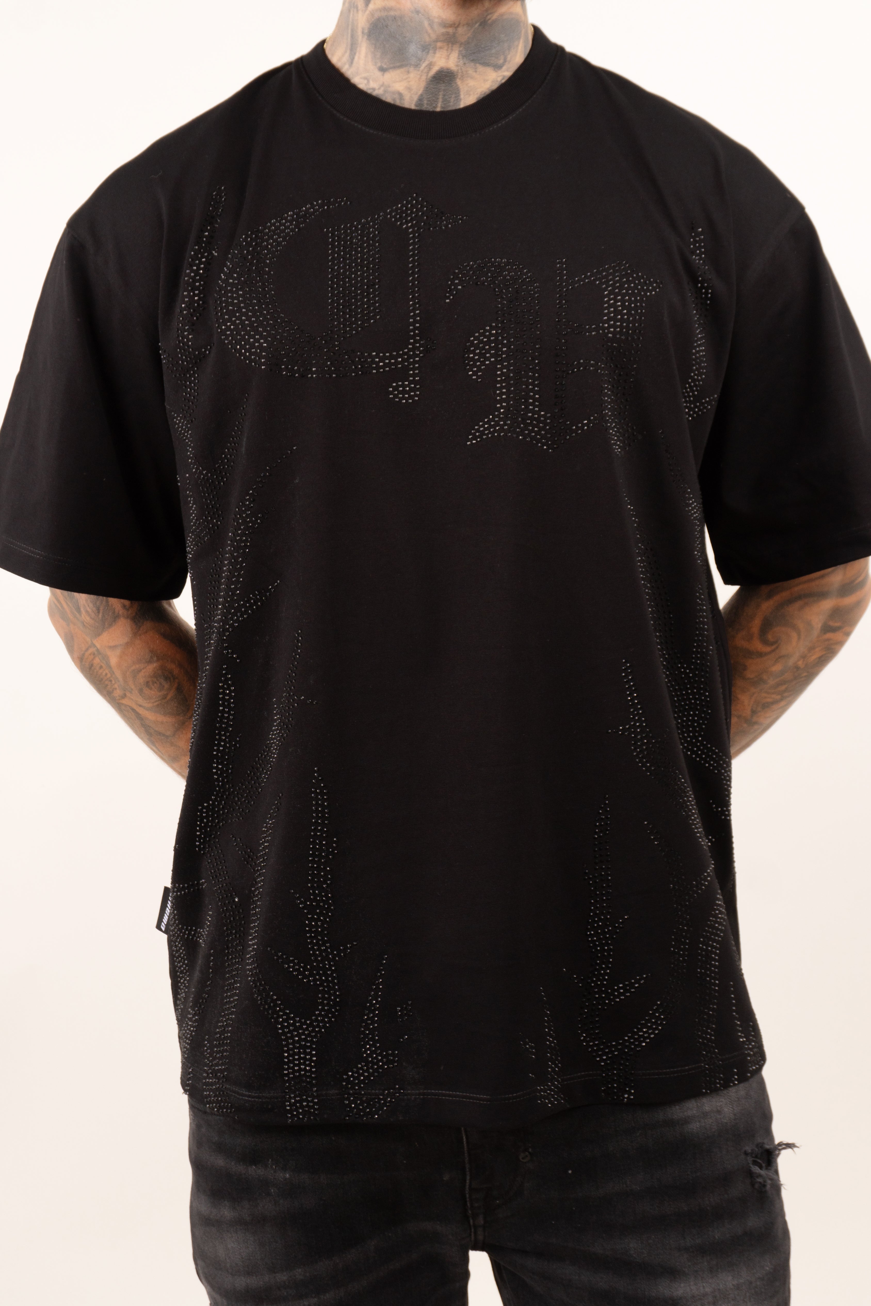 Camiseta over WAR piedra negra