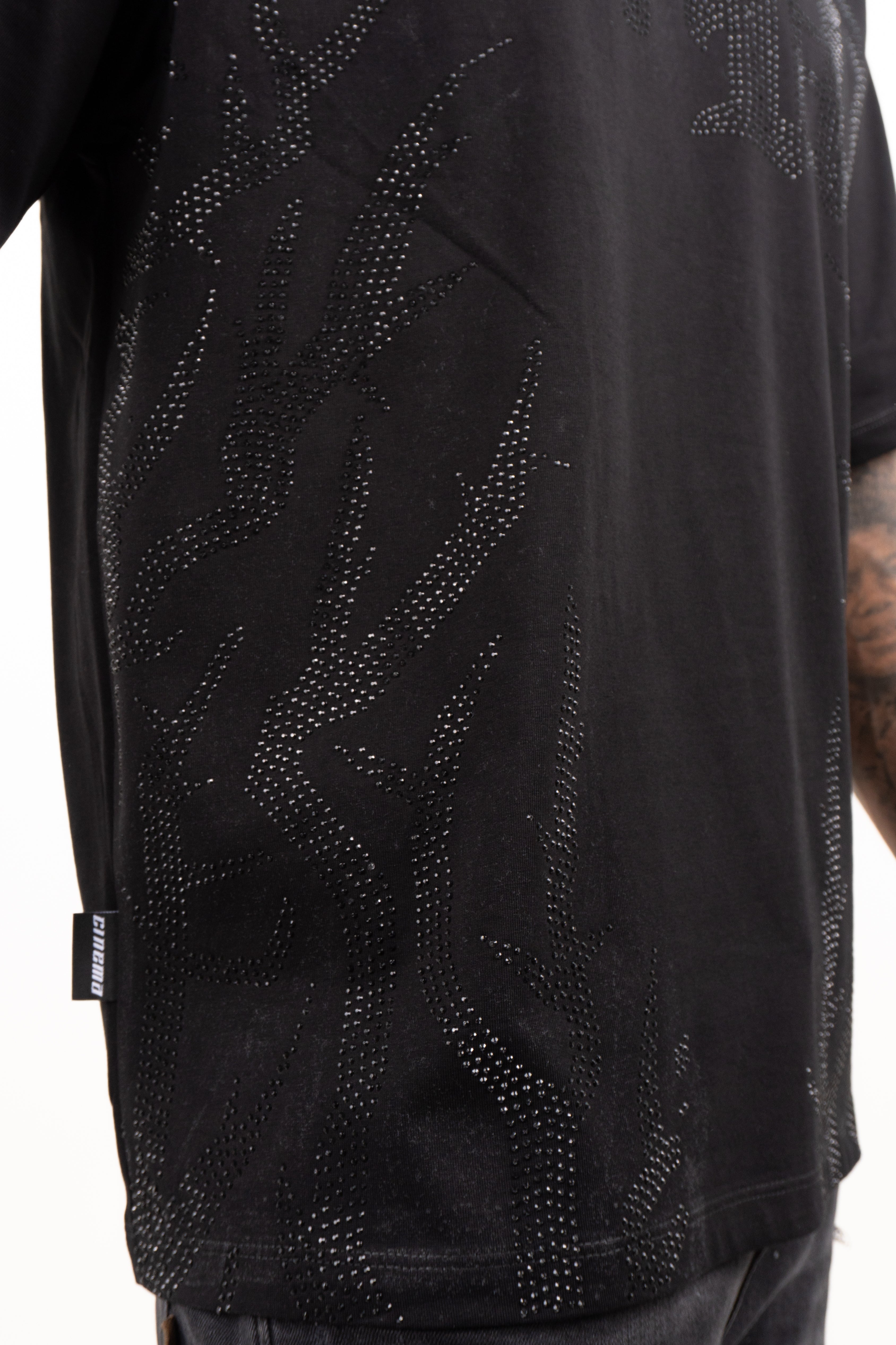 Camiseta over WAR piedra negra
