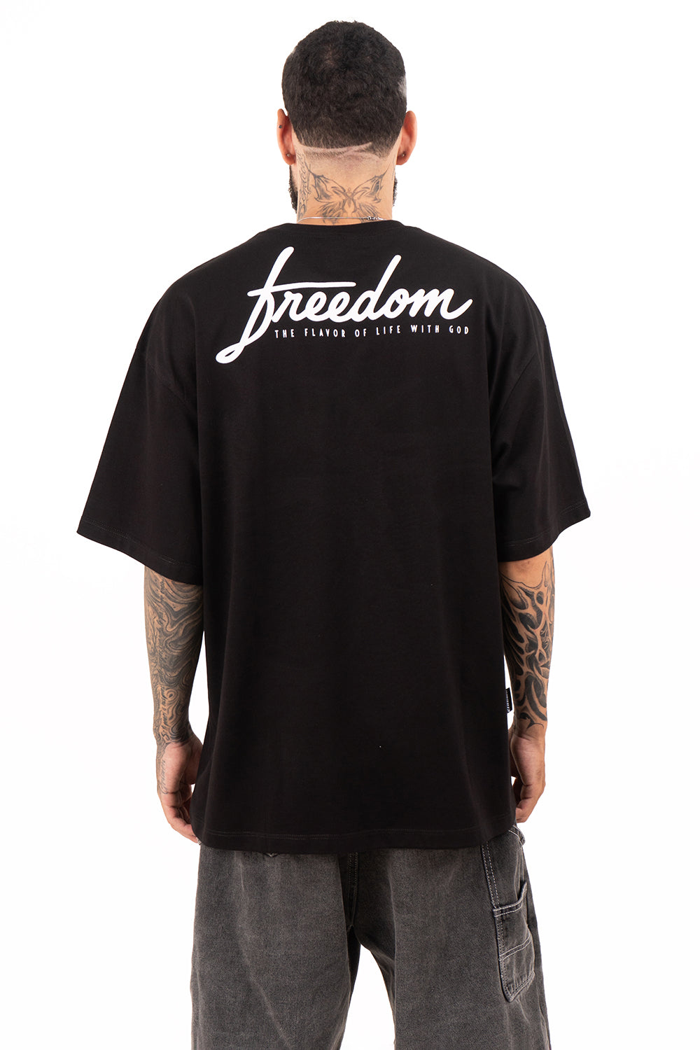 Camiseta over FREEDOM HAS PRICE