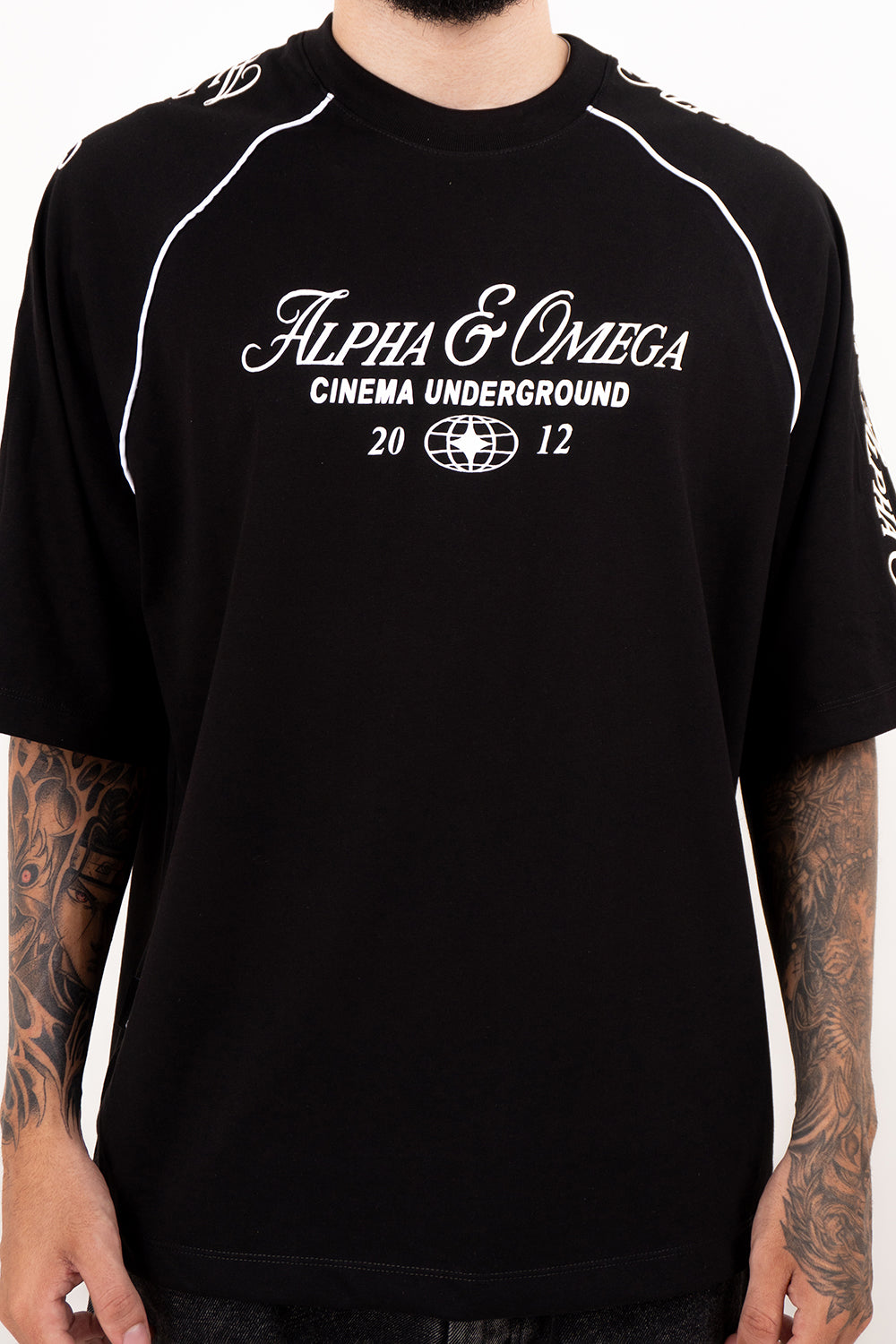 Camiseta over ALPHA & OMEGA