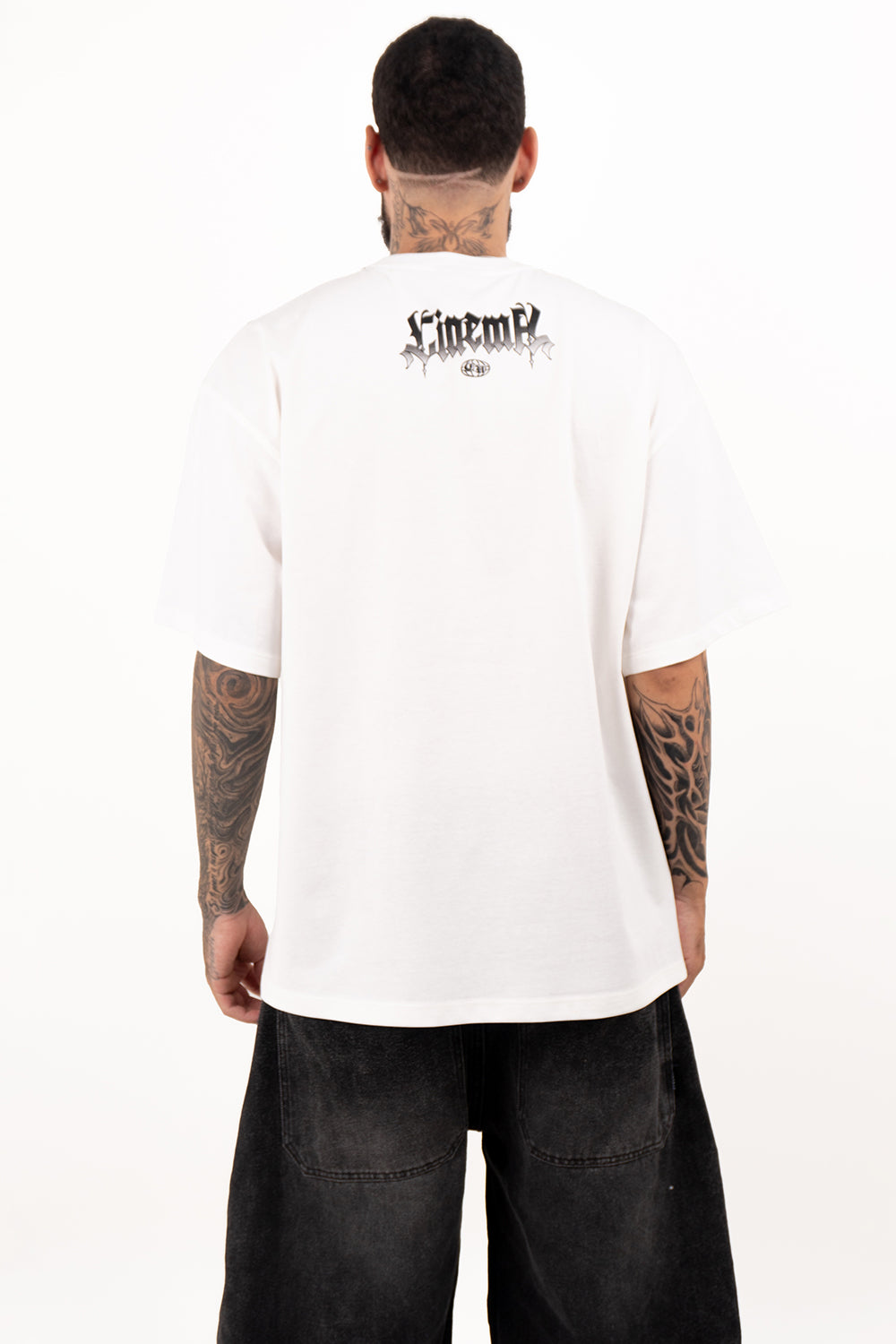 Camiseta over DRUGS