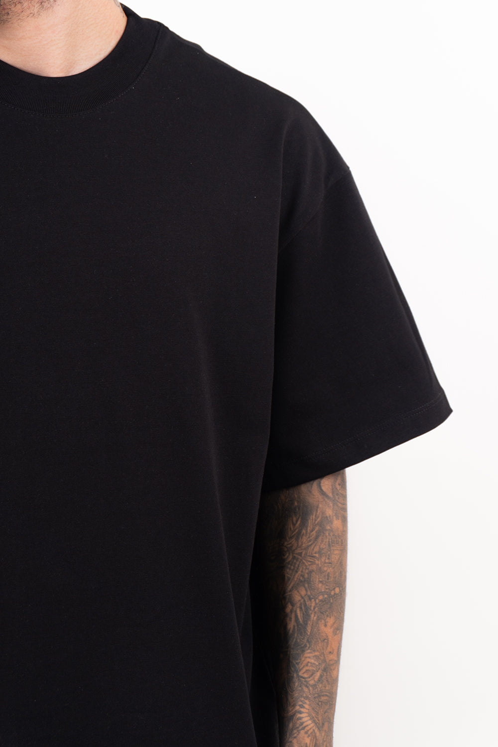 Camiseta basica C.U negra