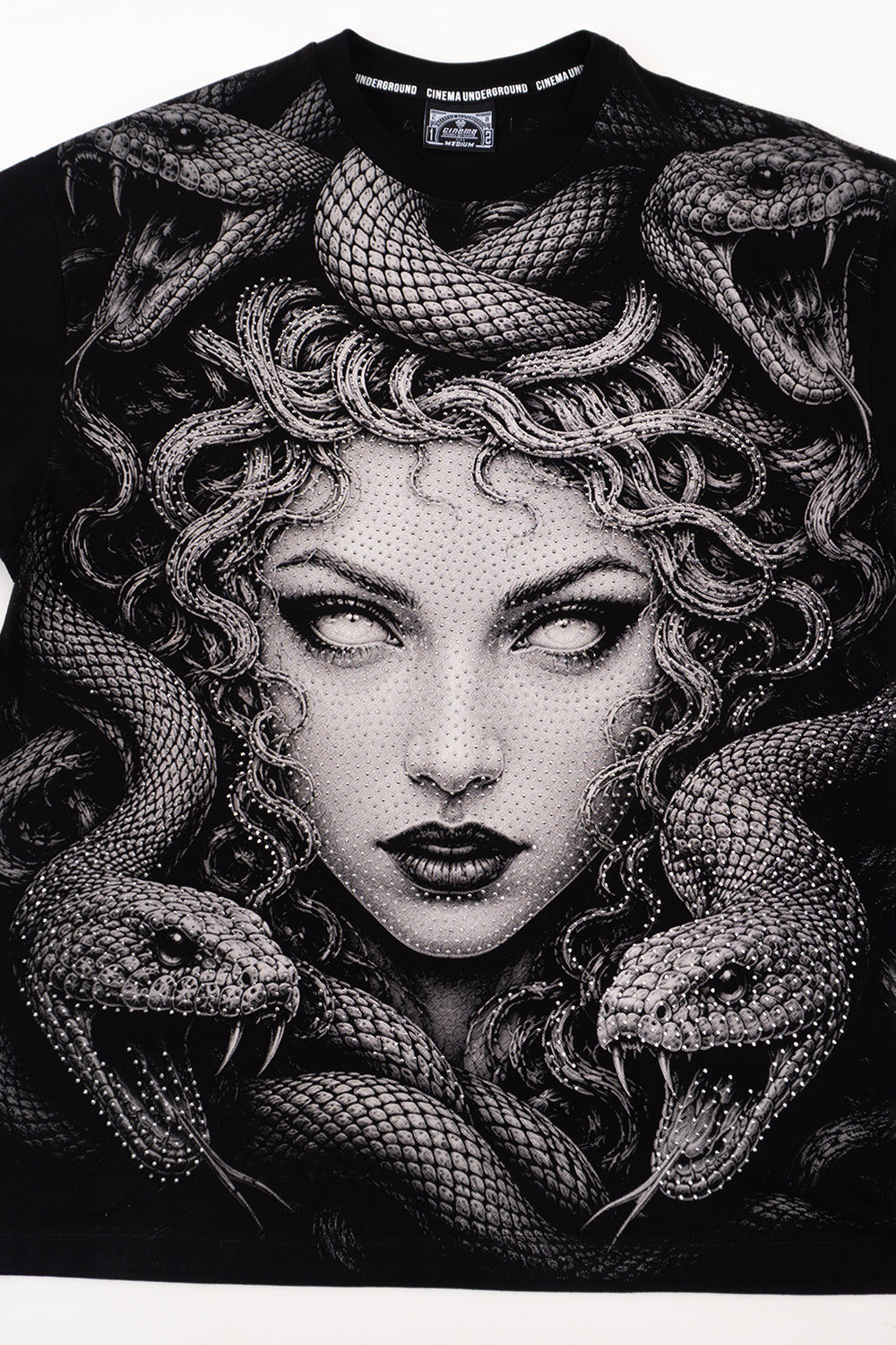 Camiseta over MEDUSA POWER