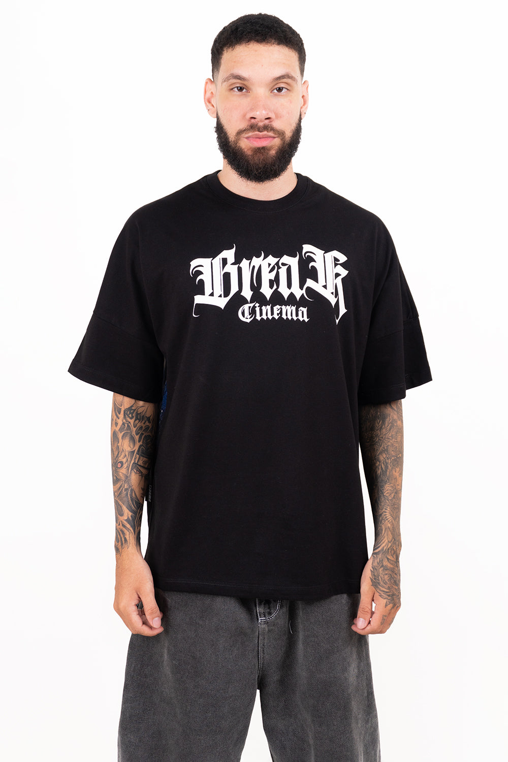 Camiseta over con taches REDEMPTION