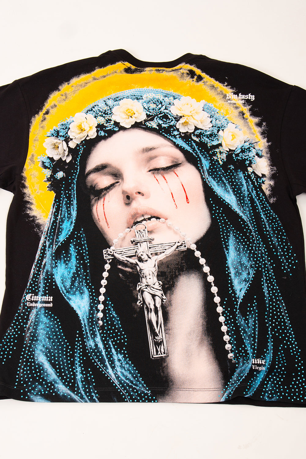 Camiseta over MERCY