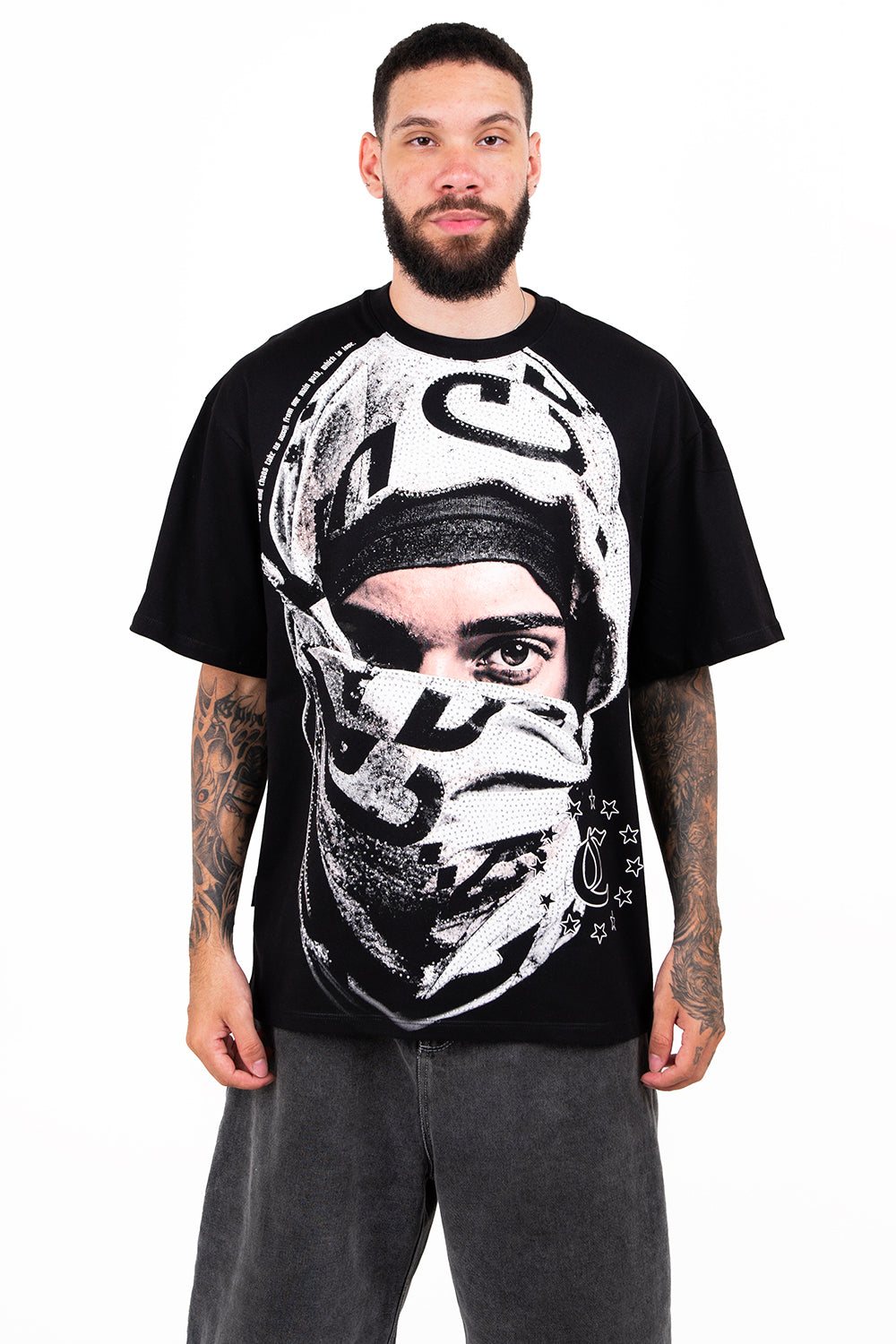 Camiseta over NO WARS