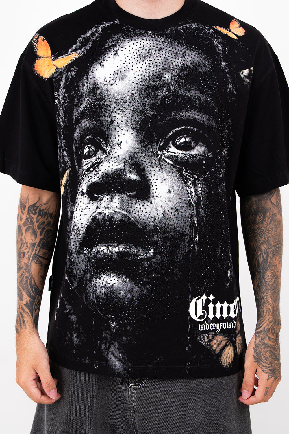 Camiseta over CHILD HOOD