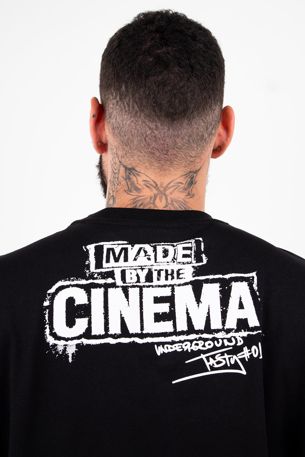 Camiseta over MADE BY THE
