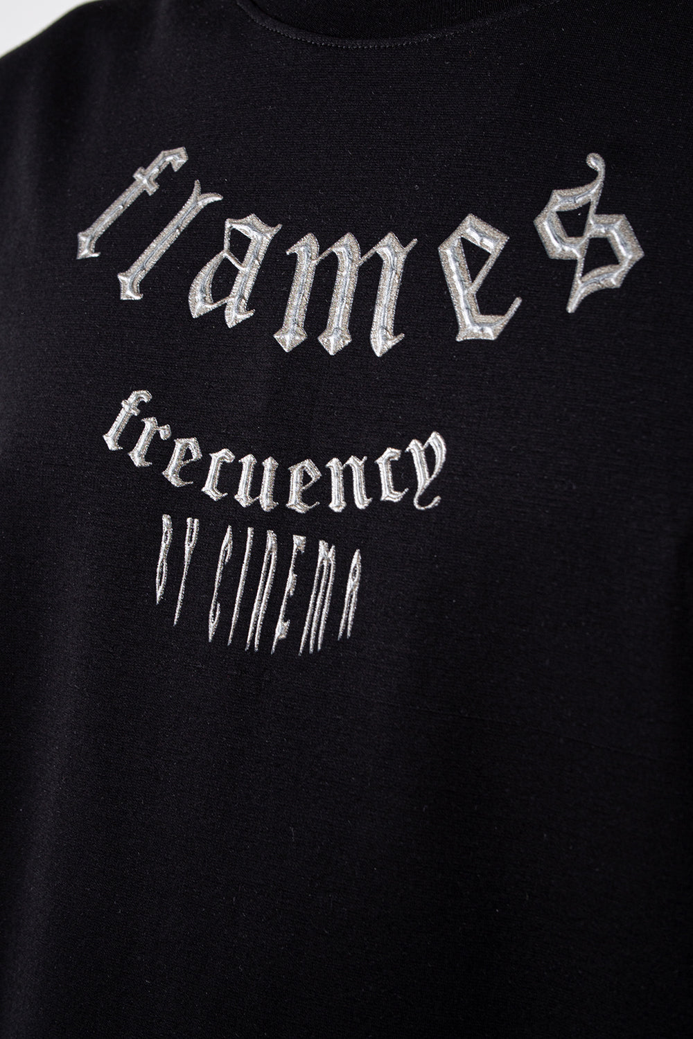 CINEMA BÁSICA-OVERSIZE FIT-FLAMES