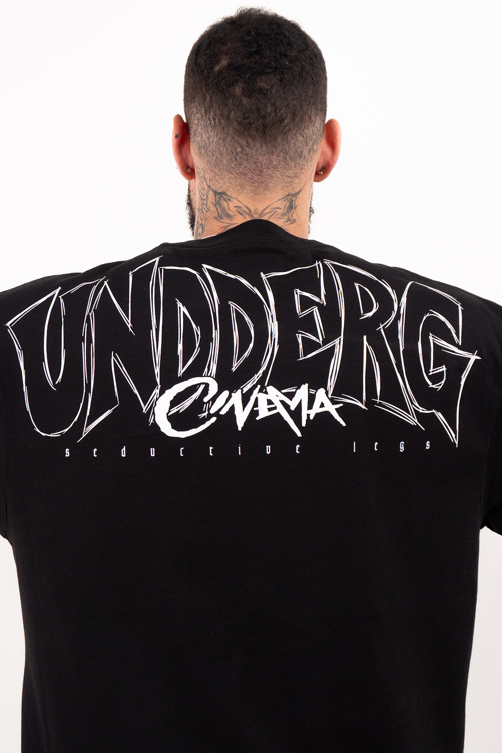 CAMISETA OVER - HOLYDAY