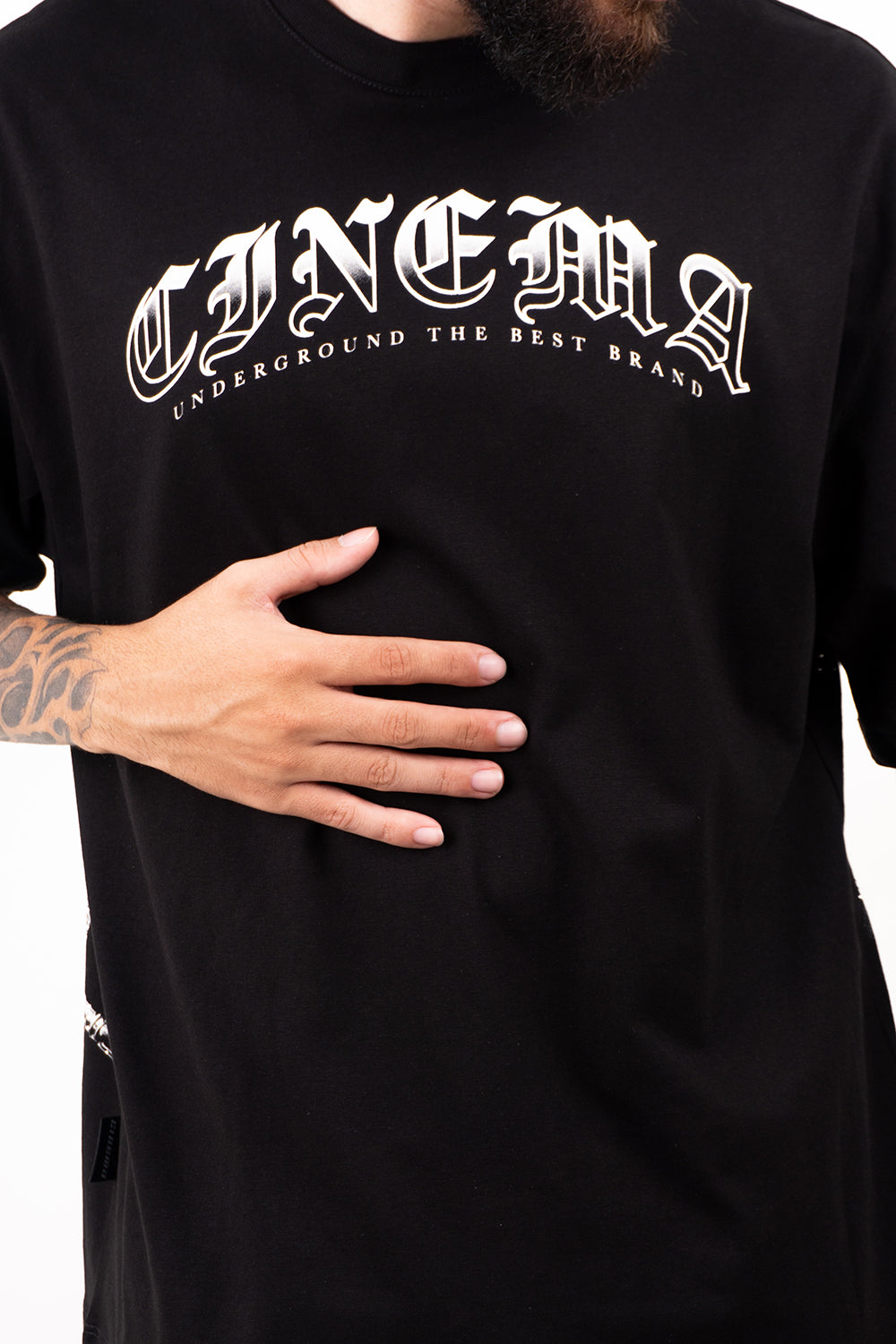 Camiseta over LIBERTY