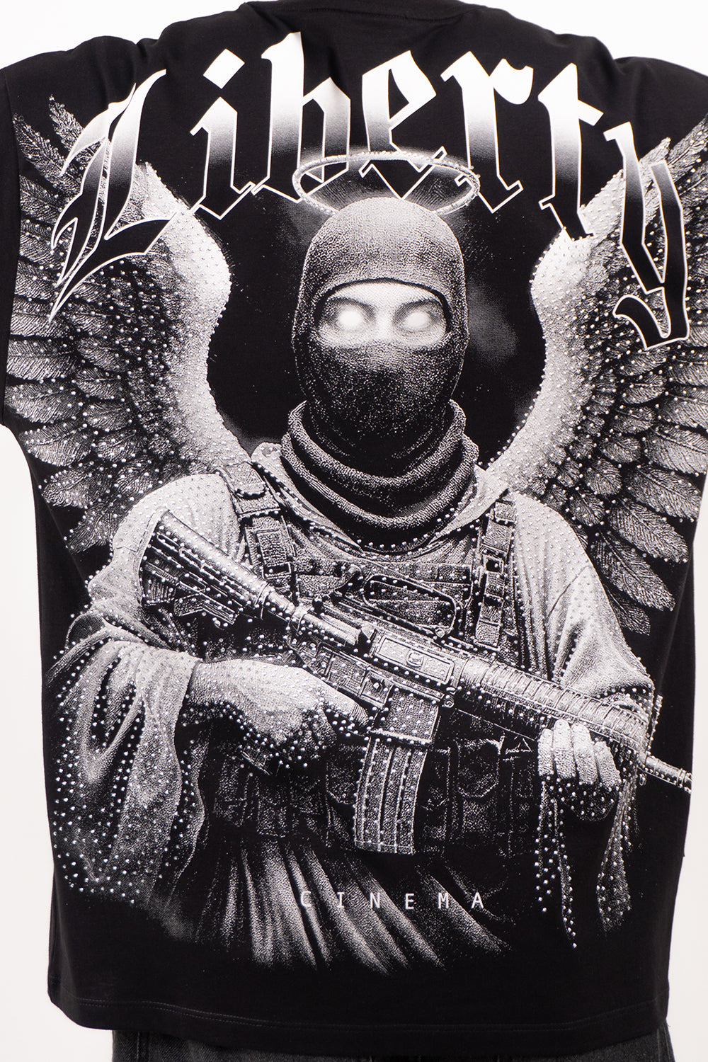 Camiseta over LIBERTY