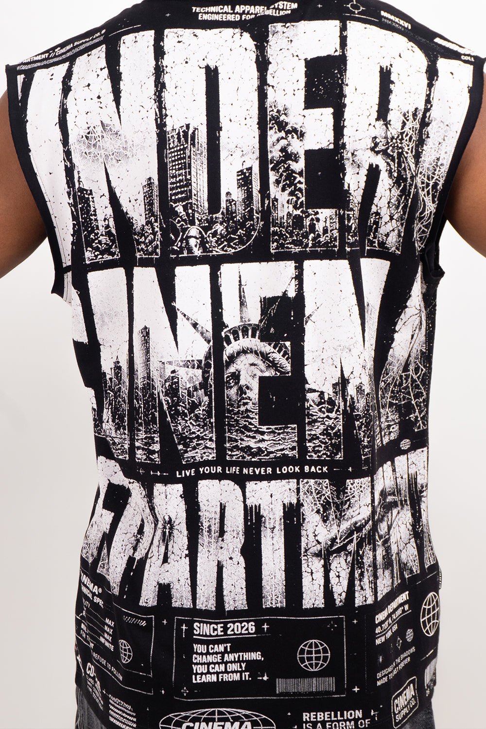 CAMISETA ESQUELETO - UNDER DEPARTMENT