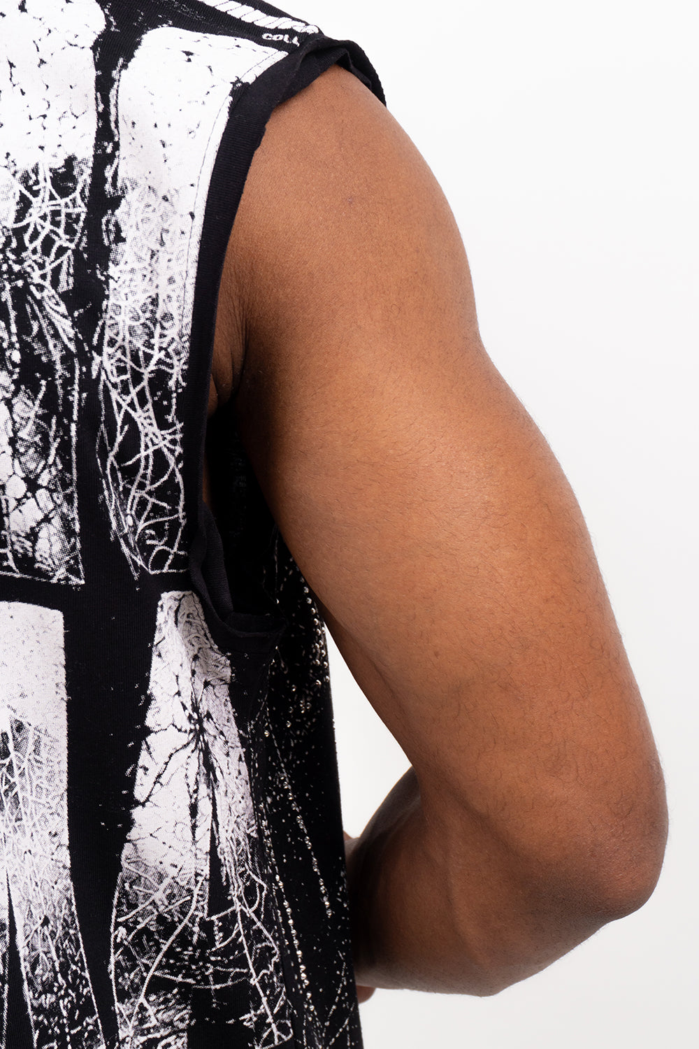 CAMISETA ESQUELETO - UNDER DEPARTMENT