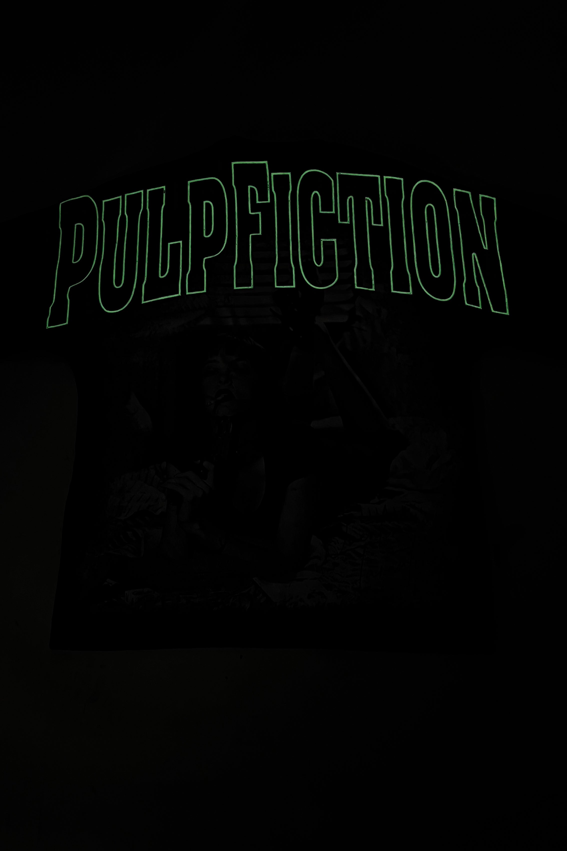 Camiseta over PULP FICTION