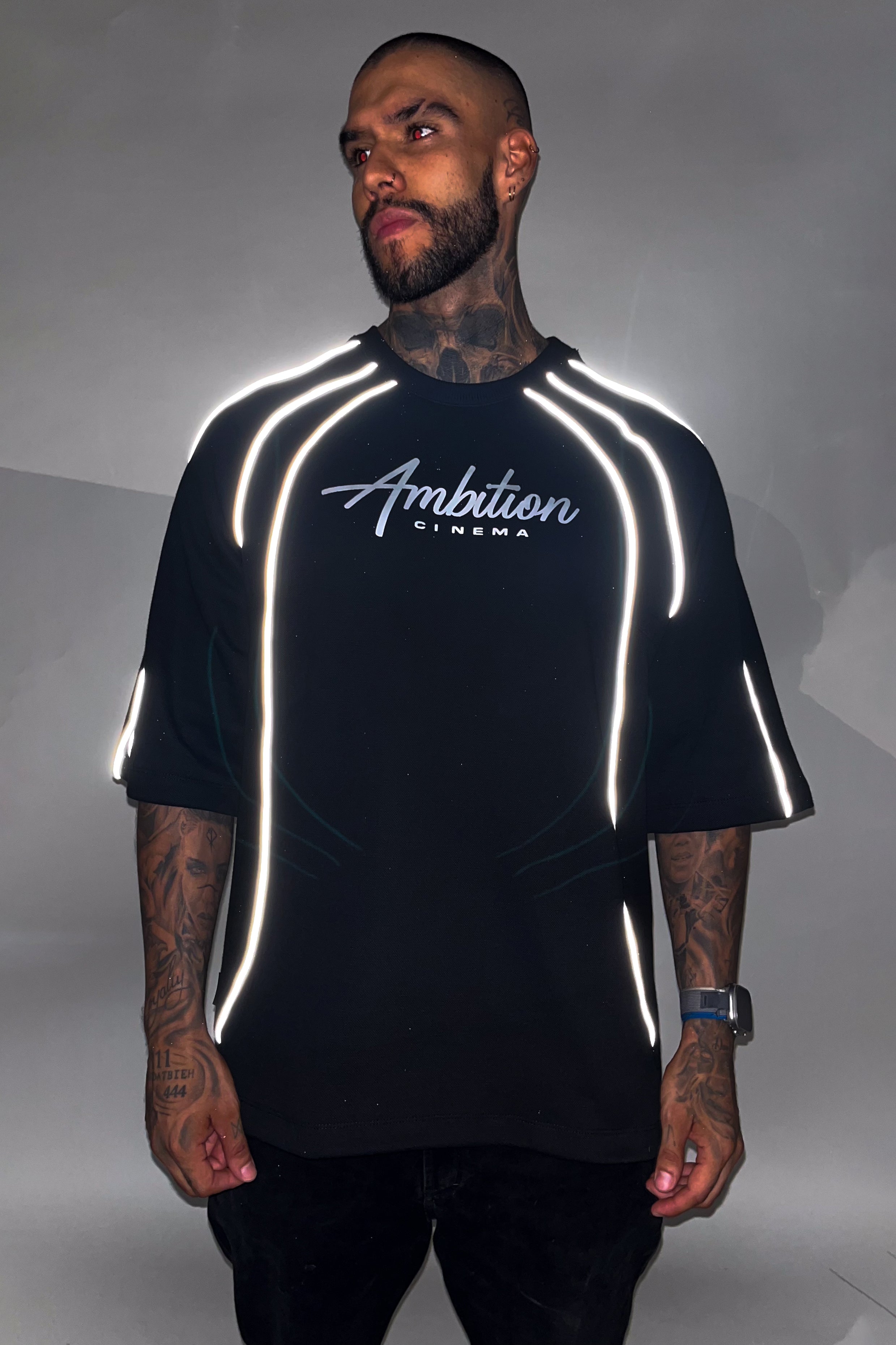 Camiseta over AMBITION