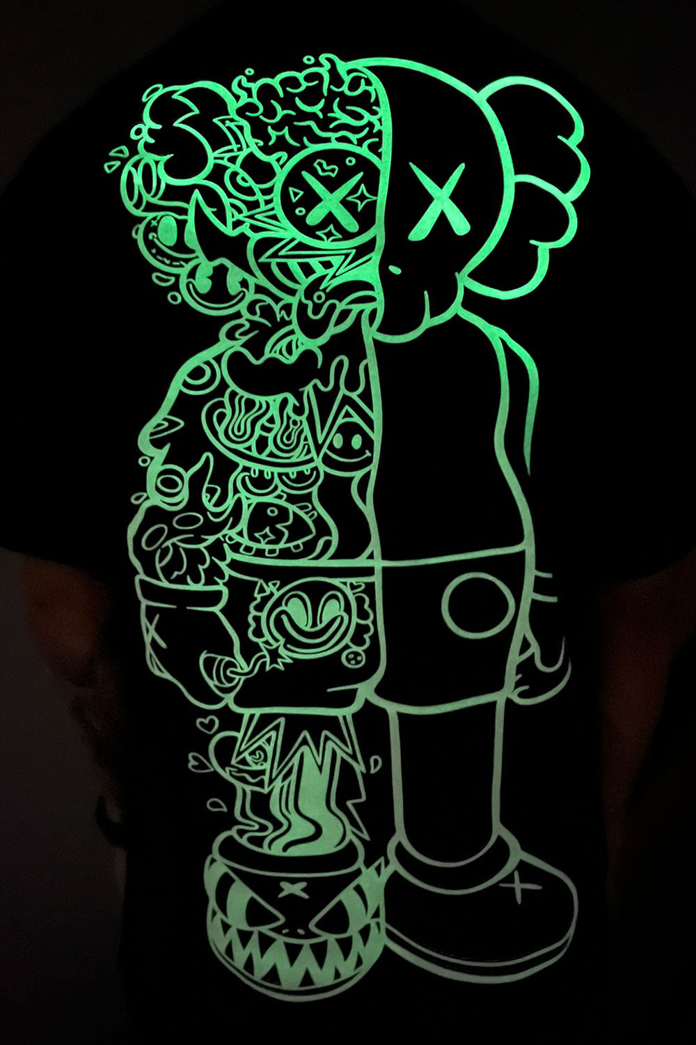 Camiseta KAWS KAWS