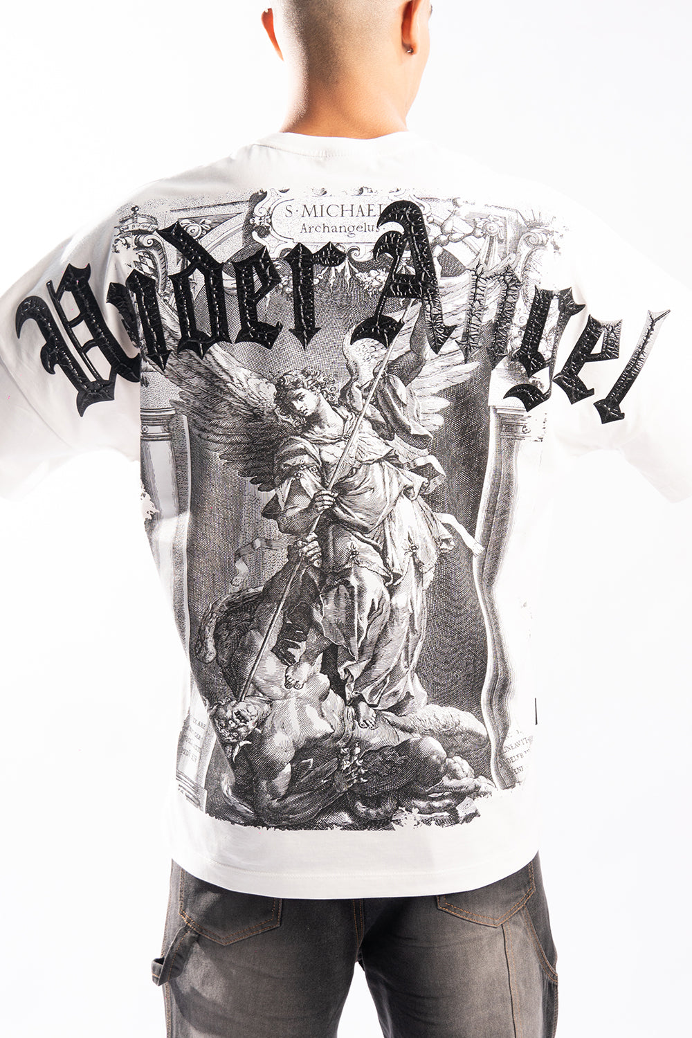 Camiseta UNDER ANGEL