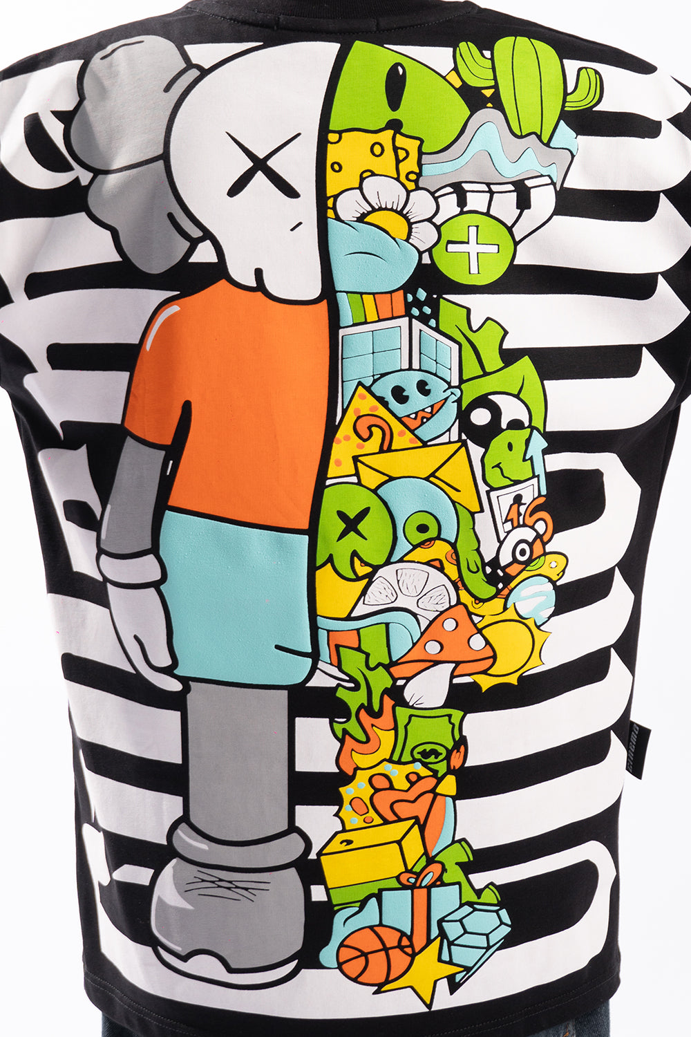 Camiseta KAWS 250